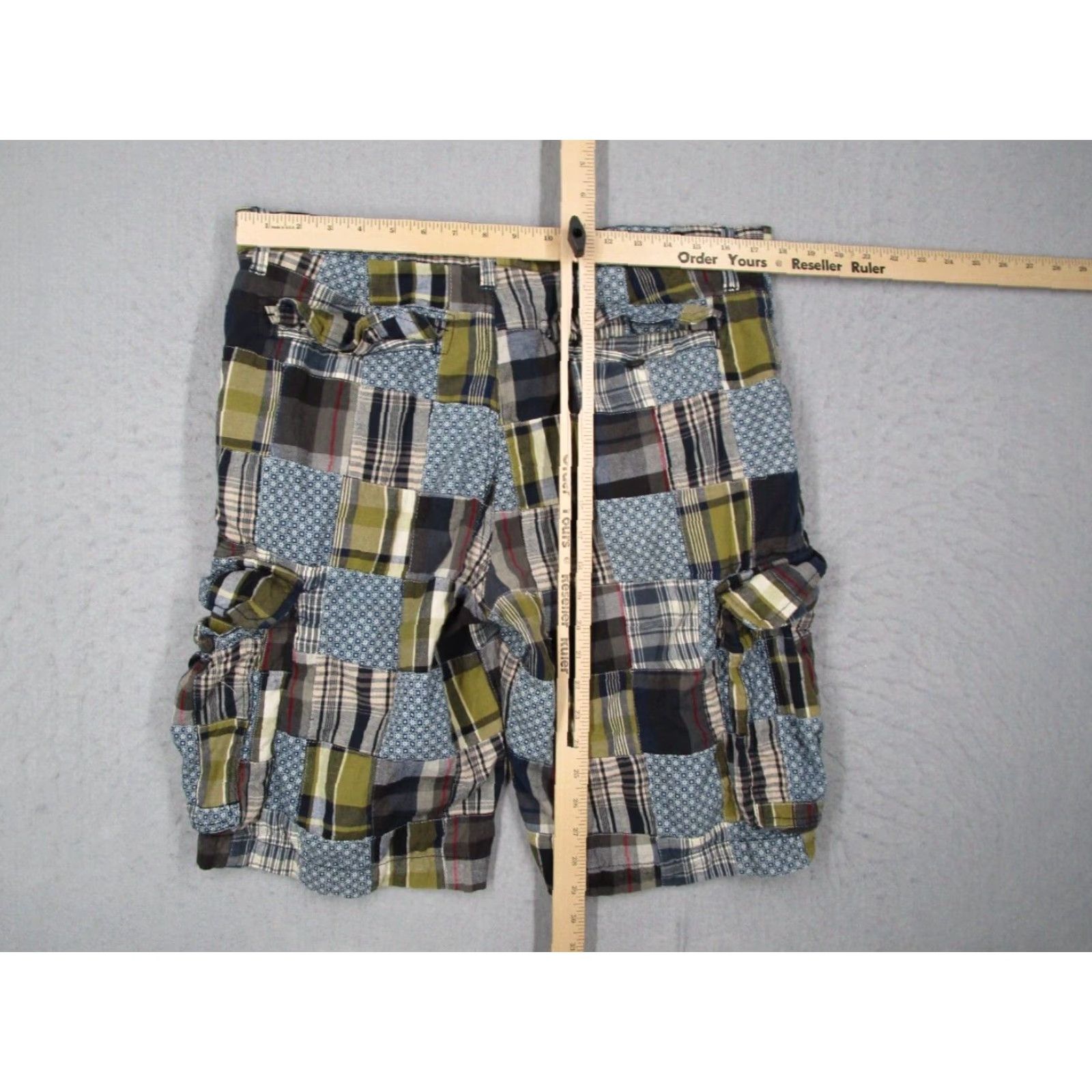 Old Navy VINTAGE Old Navy Cargo Shorts Mens 34 Blue Plaid Patchwork 5-Pocket Design 100% Cotton City? Size US 34 / EU 50 - 5 Thumbnail