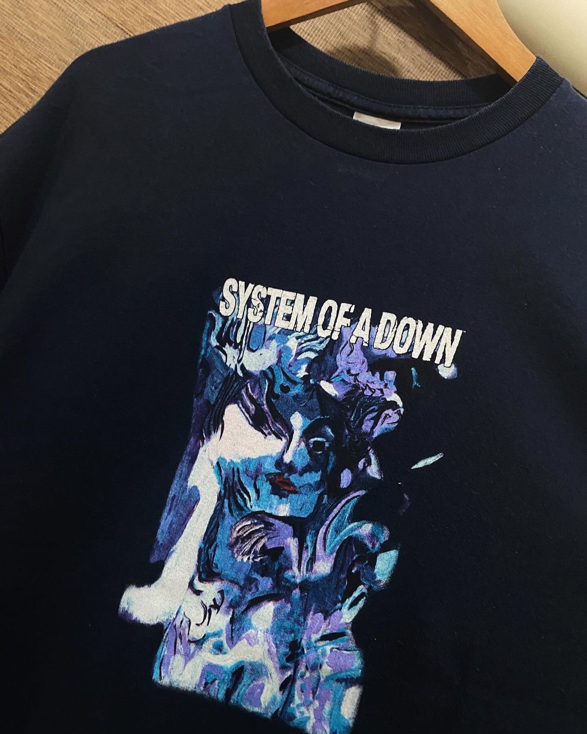 Band Tees × Vintage Vintage 2004 System Of A Down “ Shes Like Heroin” Sad Statue Size US XL / EU 56 / 4 - 4 Thumbnail