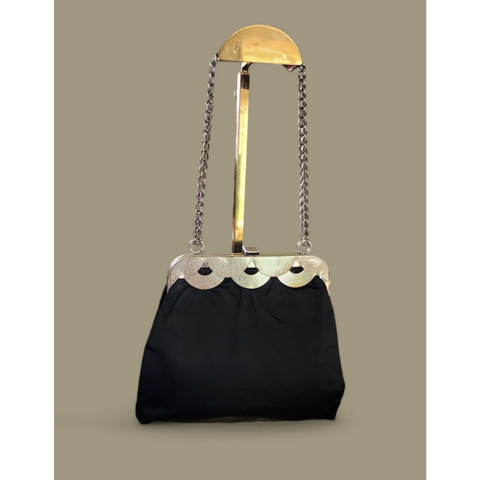 Adam Levine Vtg H Levine Satin Scallop Framed Satchel Chain Strap Purse Size ONE SIZE - 1 Thumbnail