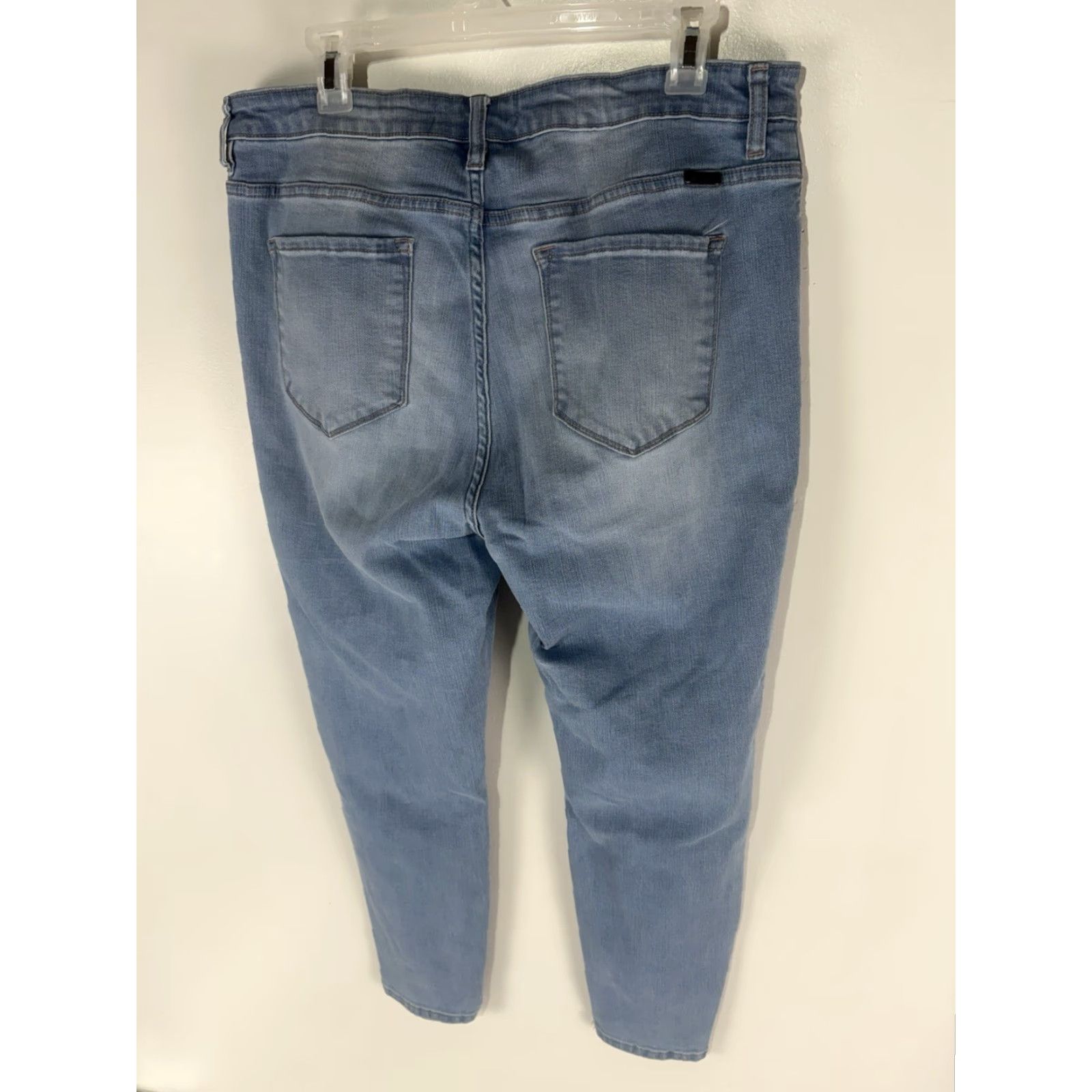 Vintage Kancan Jeans Lt Wash Distressed Cropped Womens Size XL Size 40" / US 18 - 4 Thumbnail