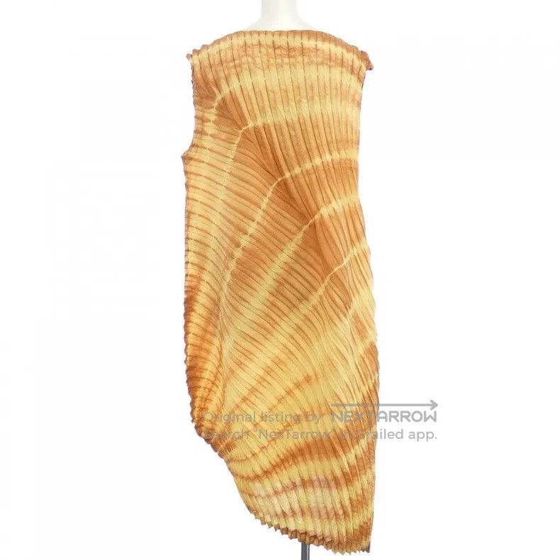 Issey Miyake Issey Miyake Tie Dye Circular Pleat Dress Size M / US 6-8 / IT 42-44 - 2 Thumbnail