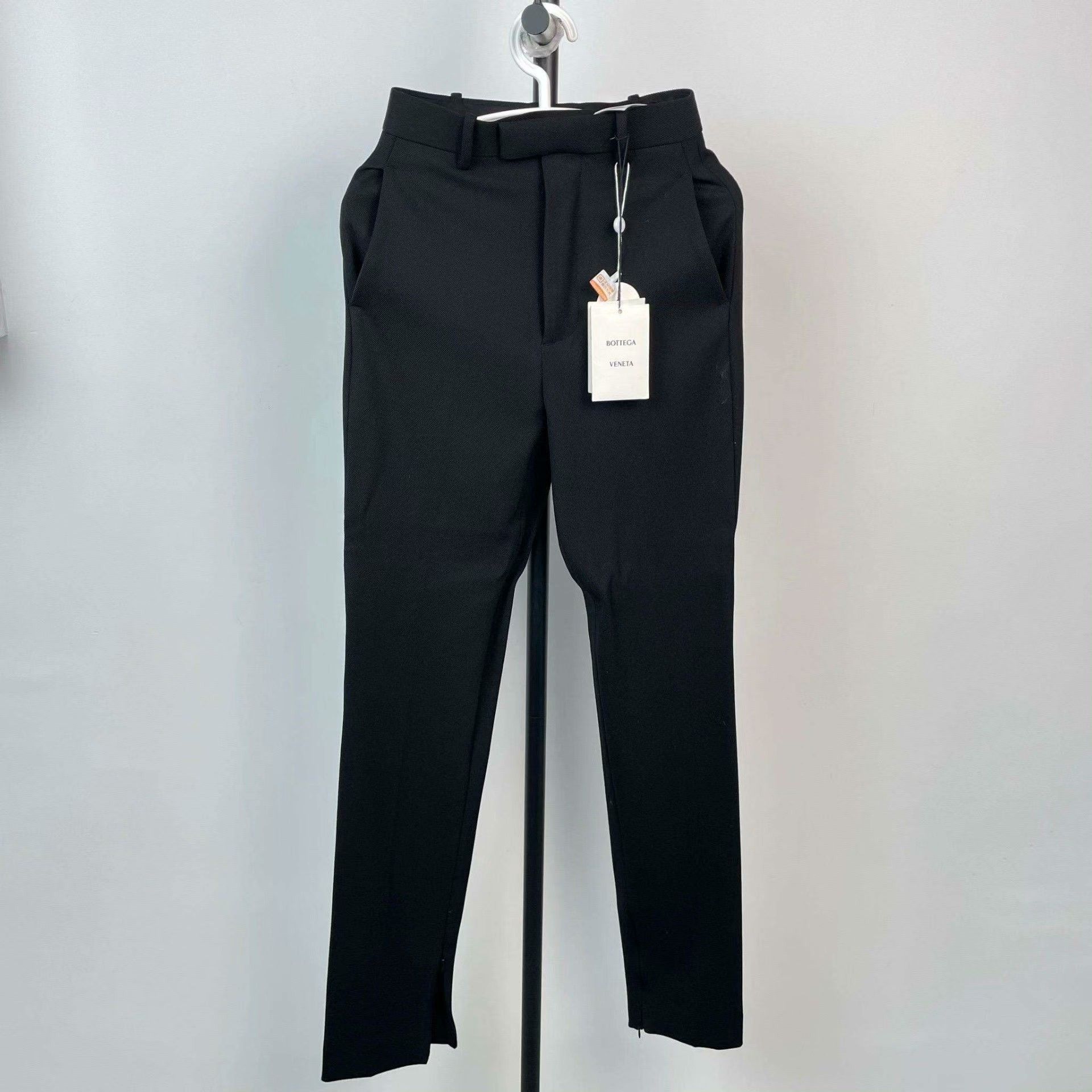 Bottega Veneta Bottega Veneta Black Casual Pants 2XL Men Size US 38 / EU 54 - 1 Thumbnail