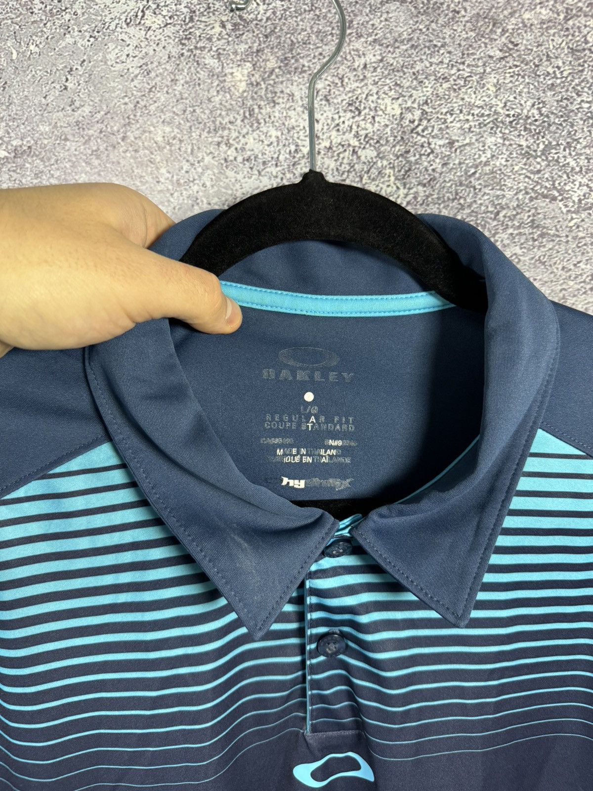 Oakley × Vintage Vintage Oakley Center Logo Stripped Blue Men’s Polo Shirt Size US L / EU 52-54 / 3 - 8 Thumbnail