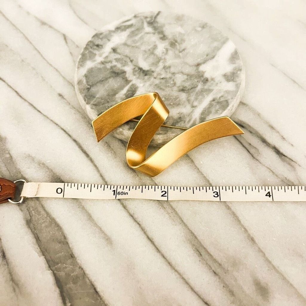 Monet Vintage Signed Monet Ribbon Brooch Pin Gold Toned Size ONE SIZE - 5 Thumbnail
