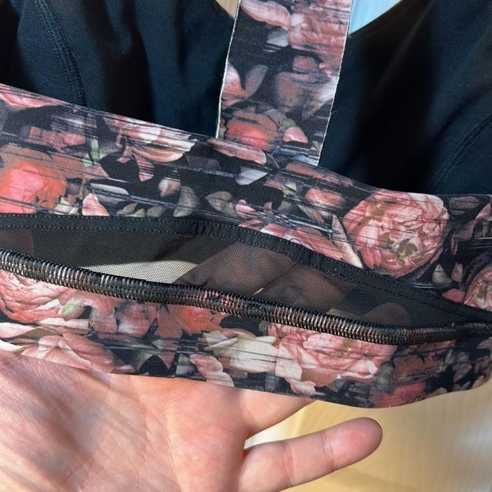 Lululemon Size 4 Lululemon Break Free Peony Racerback bra Size ONE SIZE - 5 Thumbnail