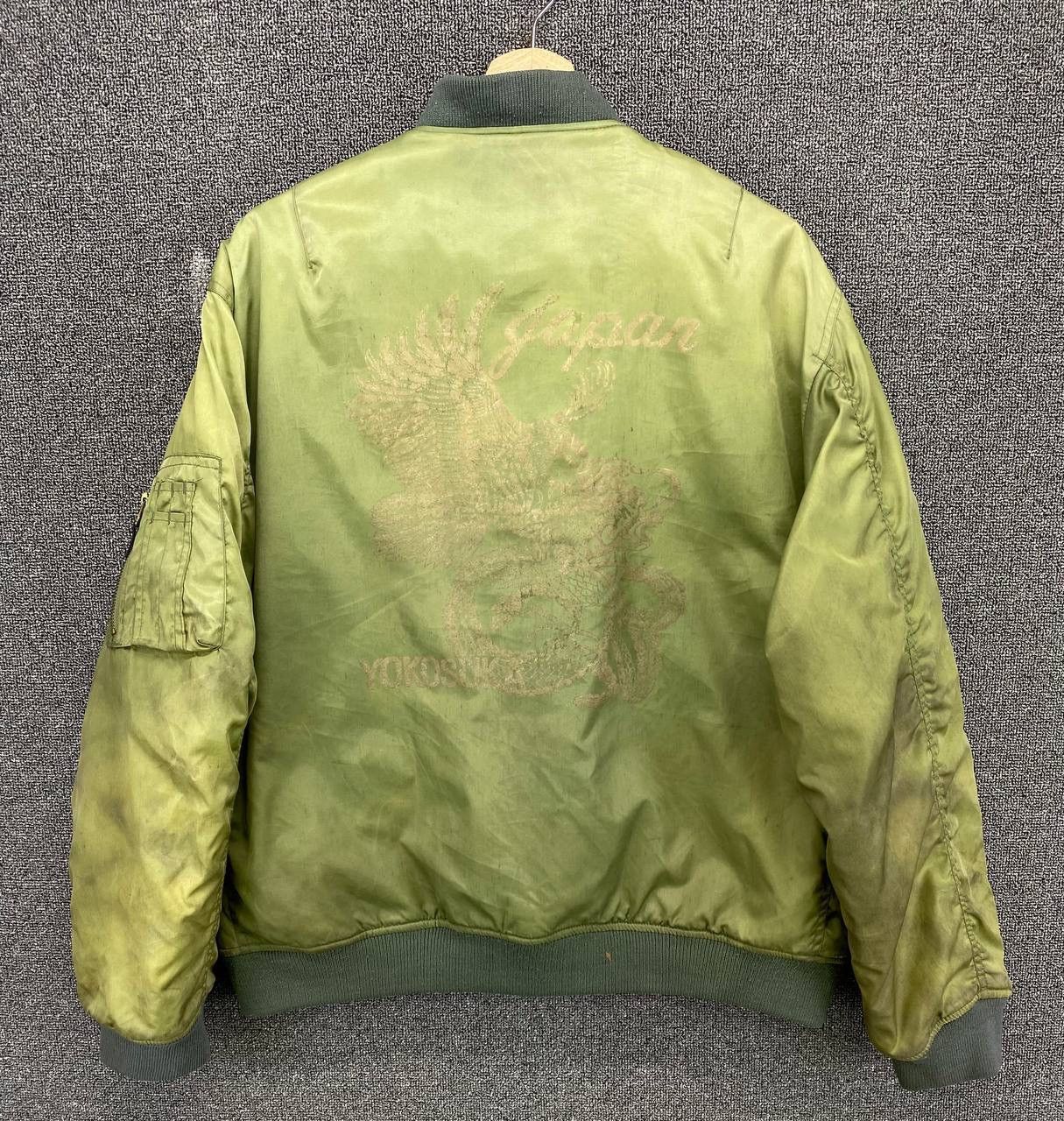 Japanese Brand Vintage Yokosuka Japan Eagle Printed Sukajan Bomber Jacket Size US L / EU 52-54 / 3 - 1 Thumbnail