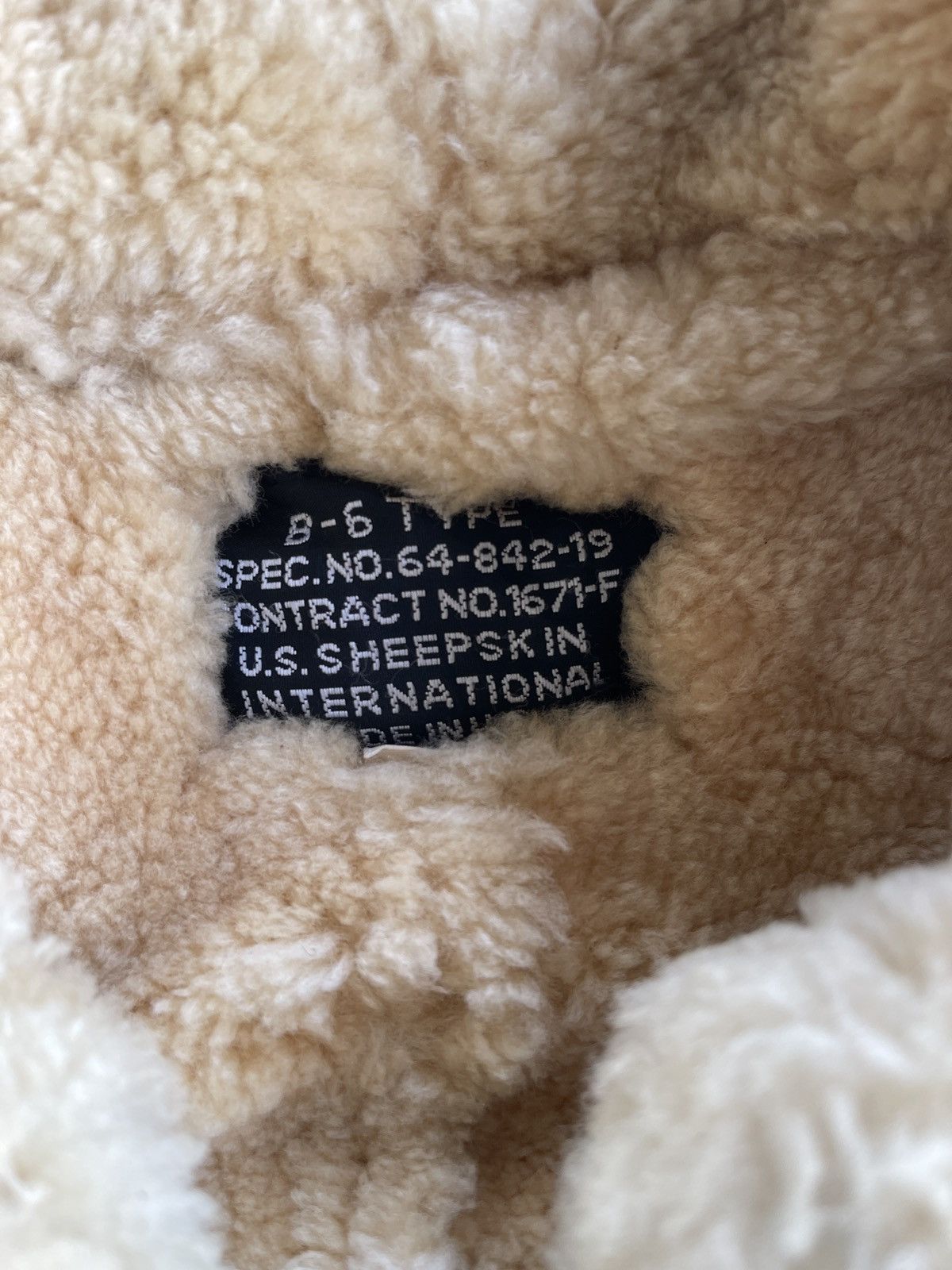 Vintage Vintage B-6 U.S Sheepskin International Flight USA Jacket Size US L / EU 52-54 / 3 - 16 Thumbnail