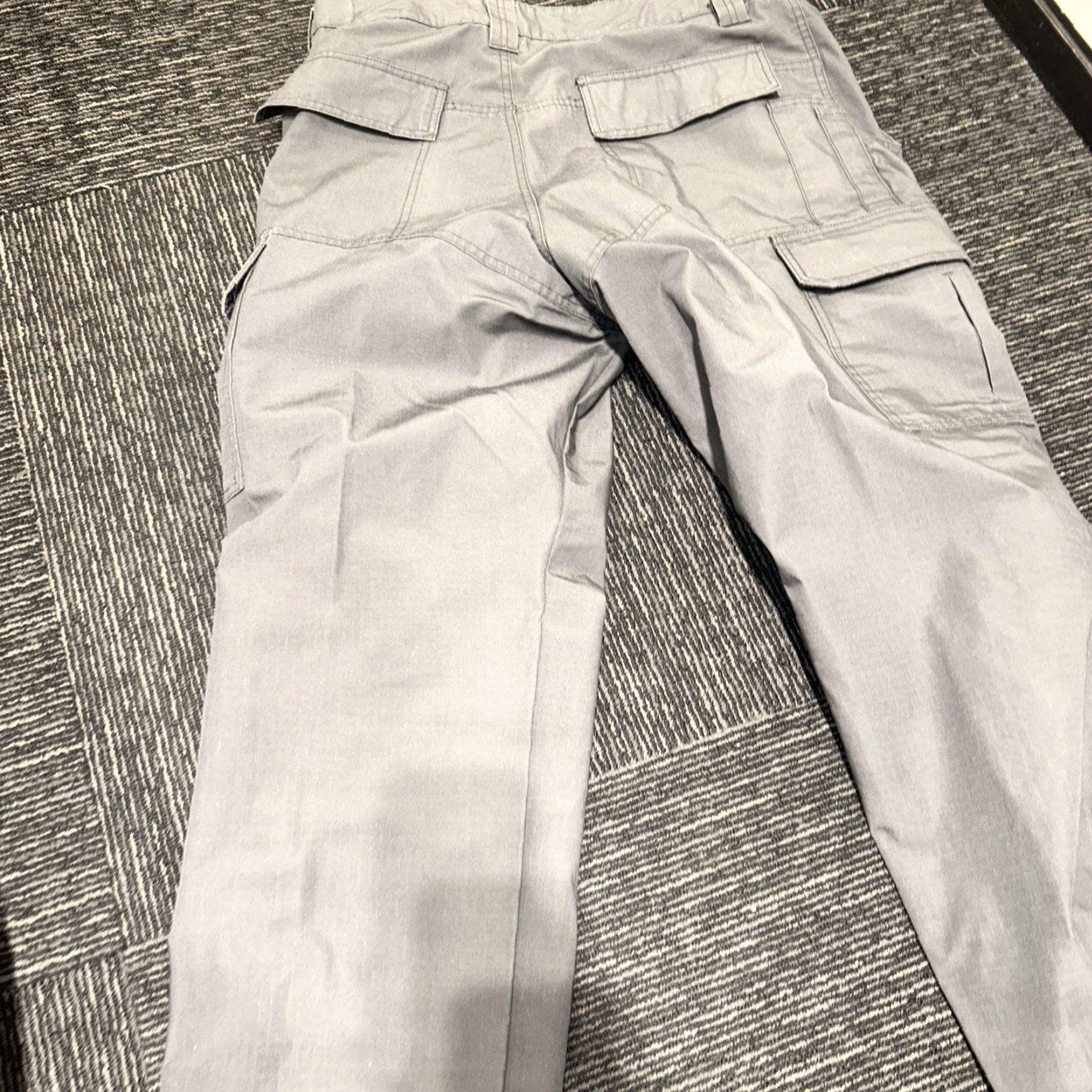 Vintage Midway USA Cargo Pants Mens 40x30 Gray Straight Belt Loops Pockets 65% Polyester 35% Cotton Cargo Pocket Workwear Casual Travel Size US 40 / EU 56 - 6 Thumbnail