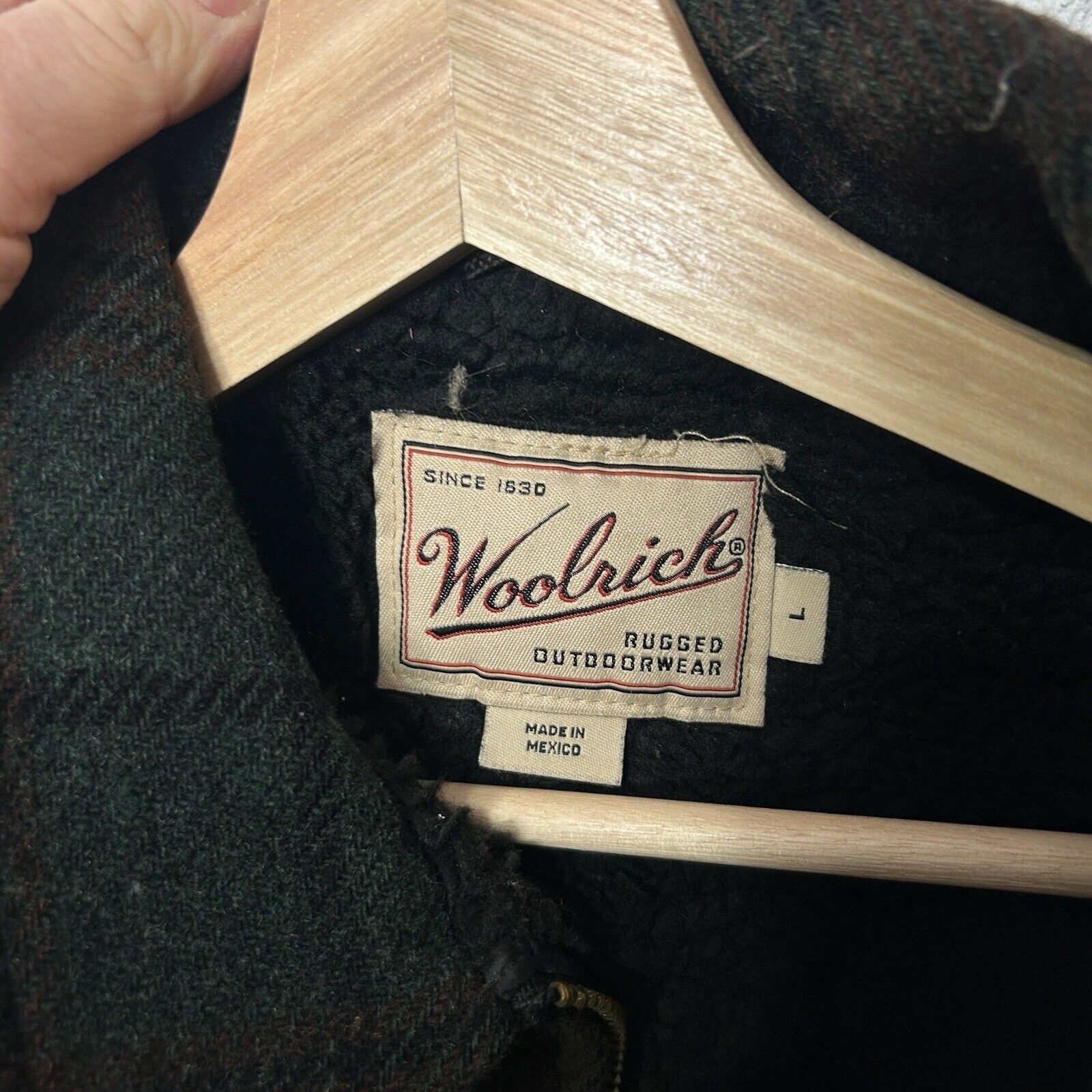 Woolrich Woolen Mills Vintage Woolrich Plaid Sherpa-Lined Jacket “Green Brown” Size US L / EU 52-54 / 3 - 3 Thumbnail