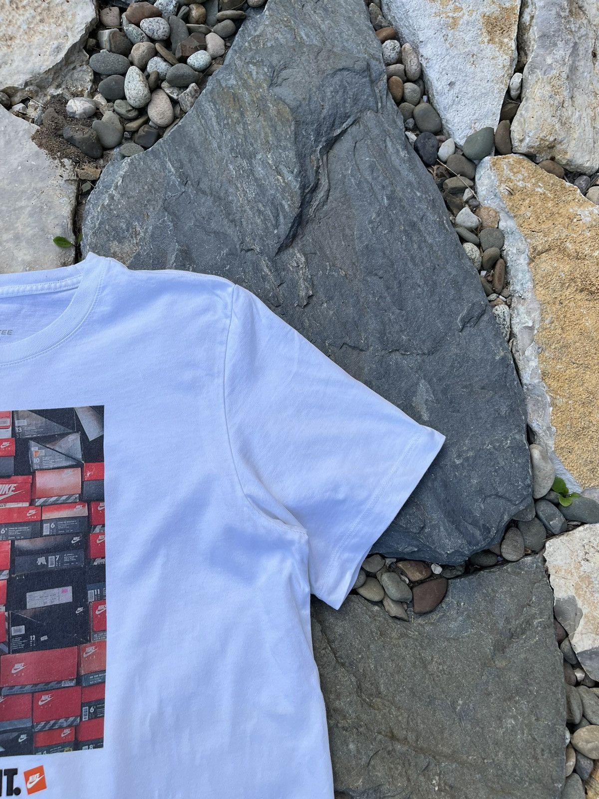 Nike × Vintage Nike shoe boxes box sneaker head rare just do it tee t-shirt Size US L / EU 52-54 / 3 - 2 Thumbnail