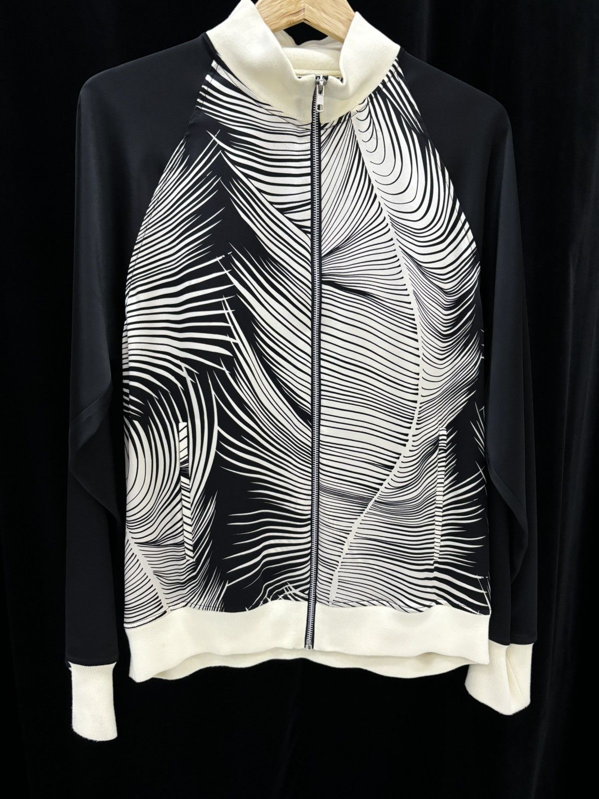 Vintage Bernard Chandran silk jacket Size US M / EU 48-50 / 2 - 1 Thumbnail
