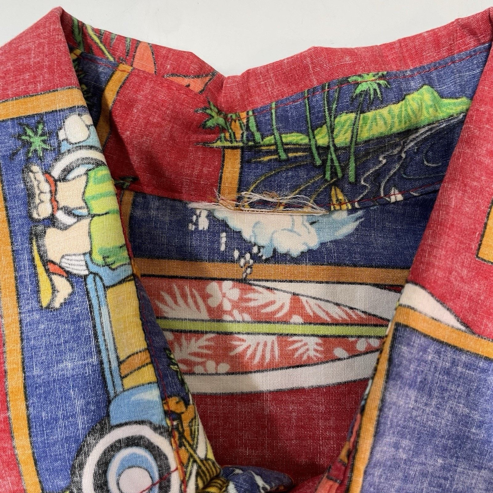 Hilo Hattie Go Barefoot XL Christmas Hawaiian Shirt Red Santa Surf Size US XL / EU 56 / 4 - 4 Thumbnail