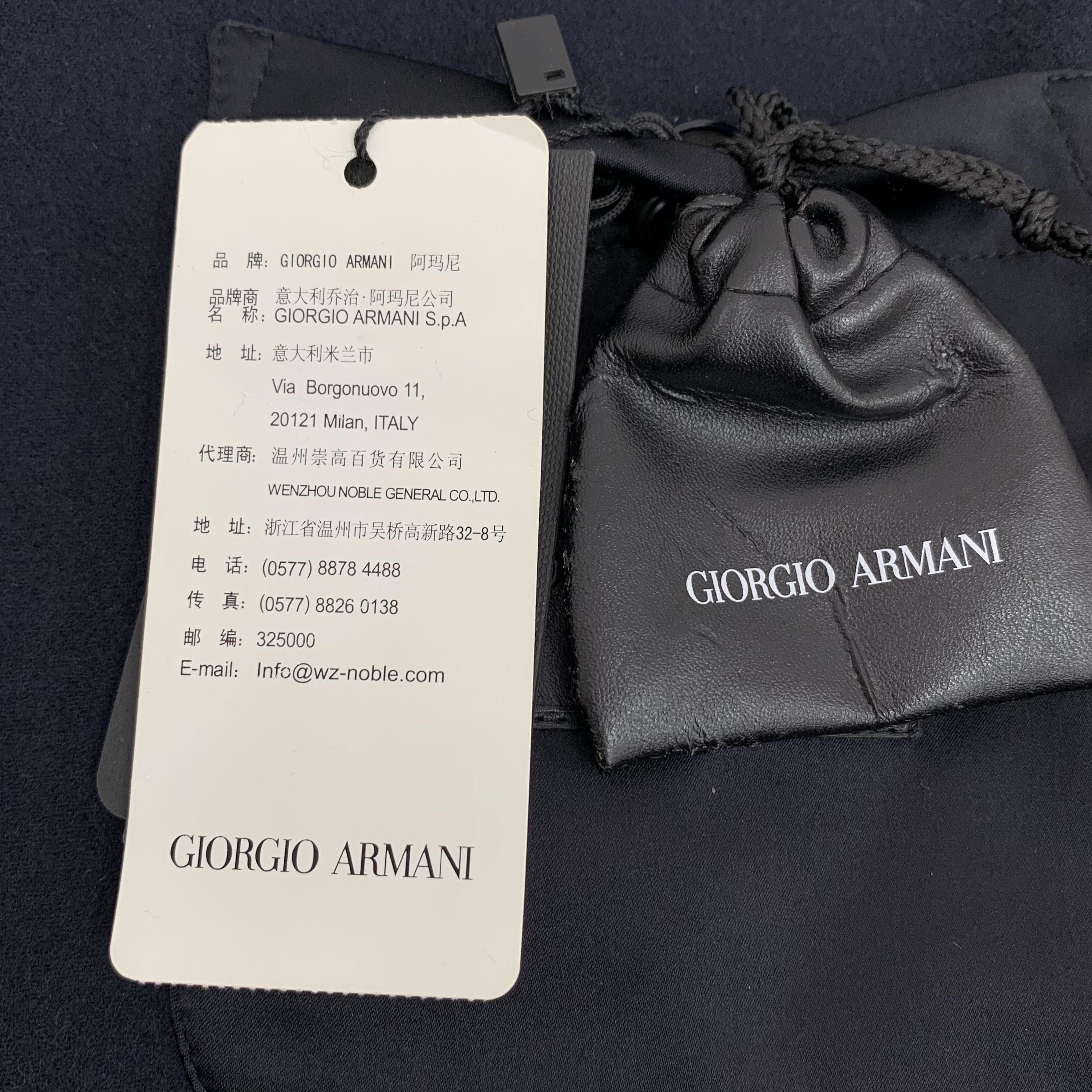 Armani Armani Cashmere Double-Breasted Coat (48R) Size US M / EU 48-50 / 2 - 9 Thumbnail