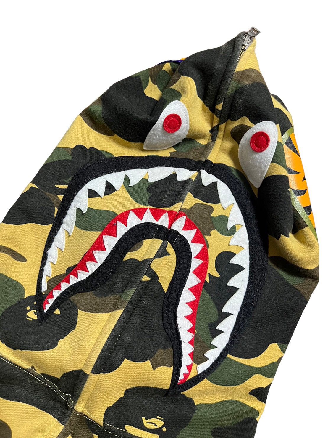 Bape 1st Camo Windstopper Shark Full Zip Hoodie Size US L / EU 52-54 / 3 - 2 Thumbnail