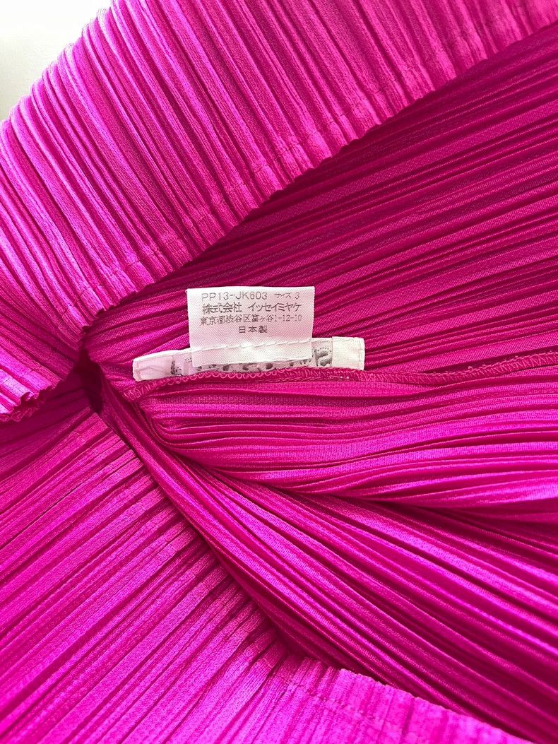 Issey Miyake Issey Miyake size:1 Pink Ripple Color series pleated skirt Size 22" - 7 Thumbnail