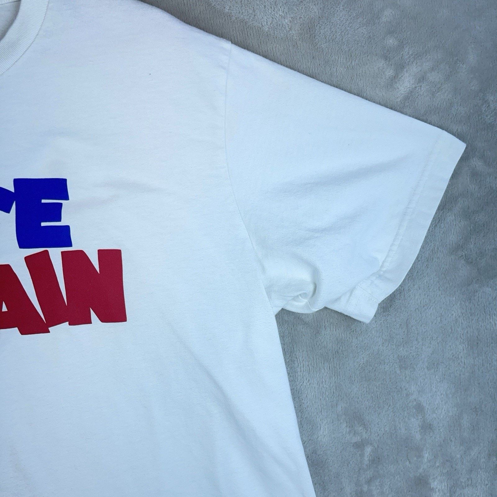 Uniqlo Verdy x Uniqlo Rise Again Logo Tee 2019 Collab Wasted Youth Size US M / EU 48-50 / 2 - 2 Thumbnail