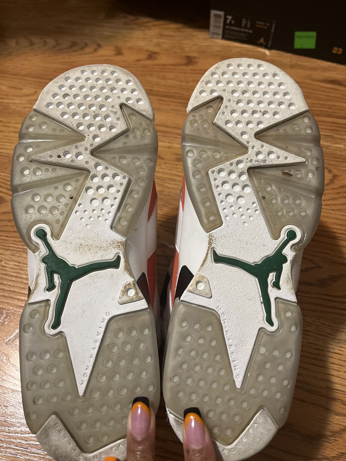 Jordan Brand AIR JORDAN 6 RETRO Size US 7 / EU 40 - 5 Thumbnail