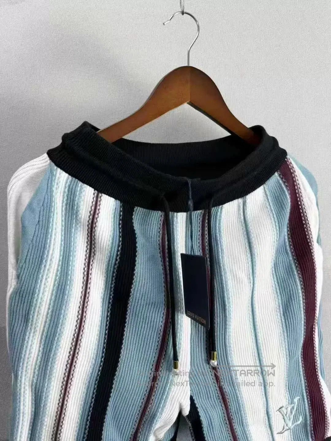 Louis Vuitton louis vuitton striped embroidered knit shorts. Size 23" - 2 Thumbnail