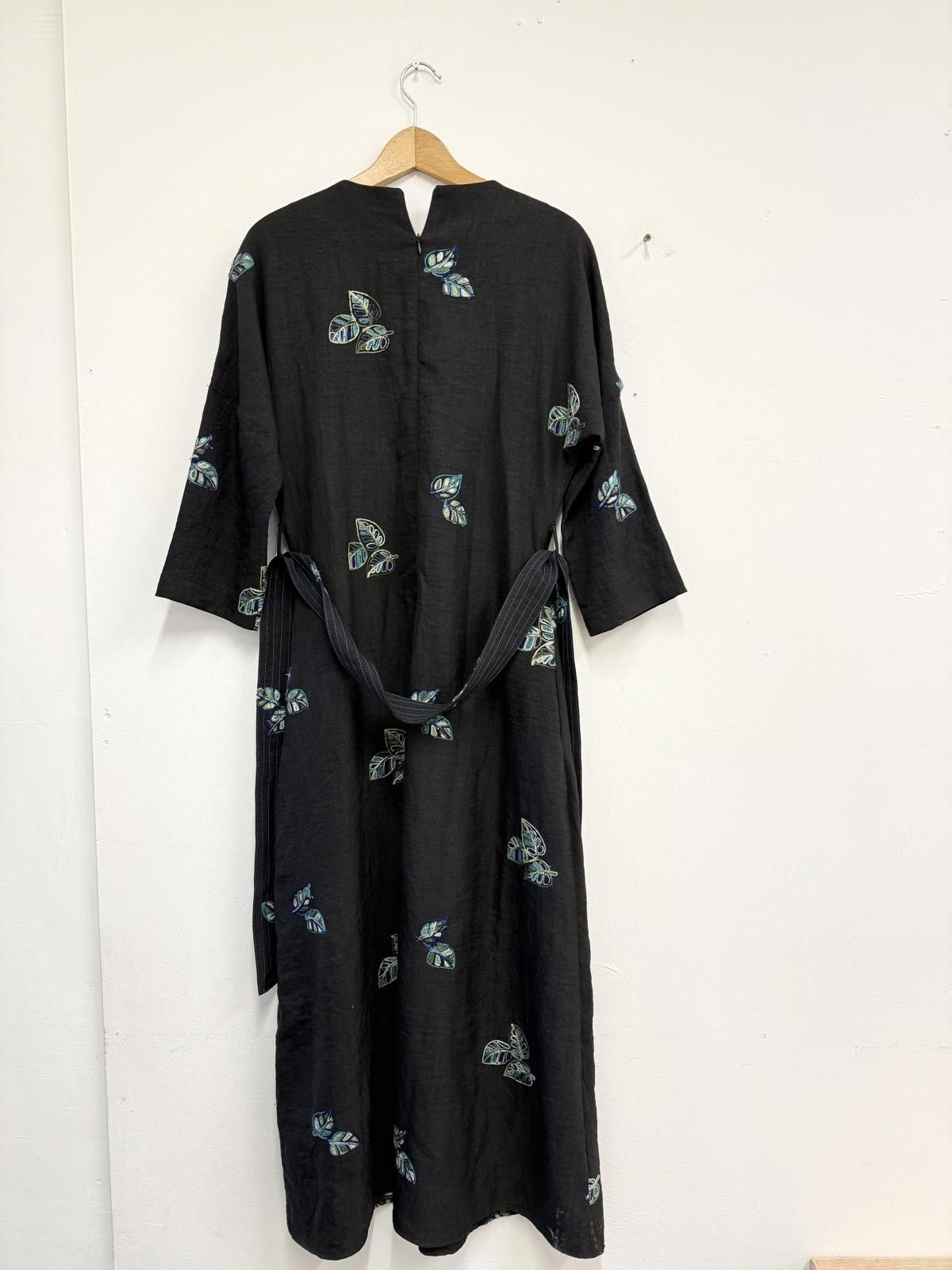 Other Vermana Black Embroidered Long Dress Size 36 Size M / US 6-8 / IT 42-44 - 4 Thumbnail
