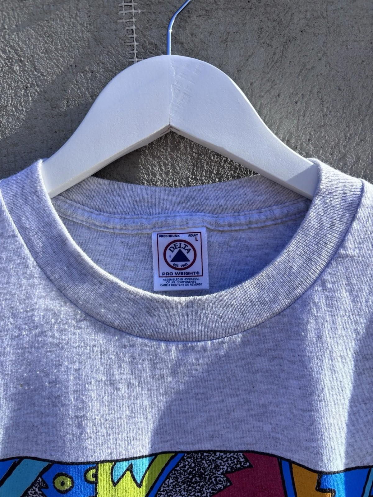 Delta × Vintage Vintage 2000 Overseas Adventure Travel T-shirt Large Delta Size US L / EU 52-54 / 3 - 3 Thumbnail