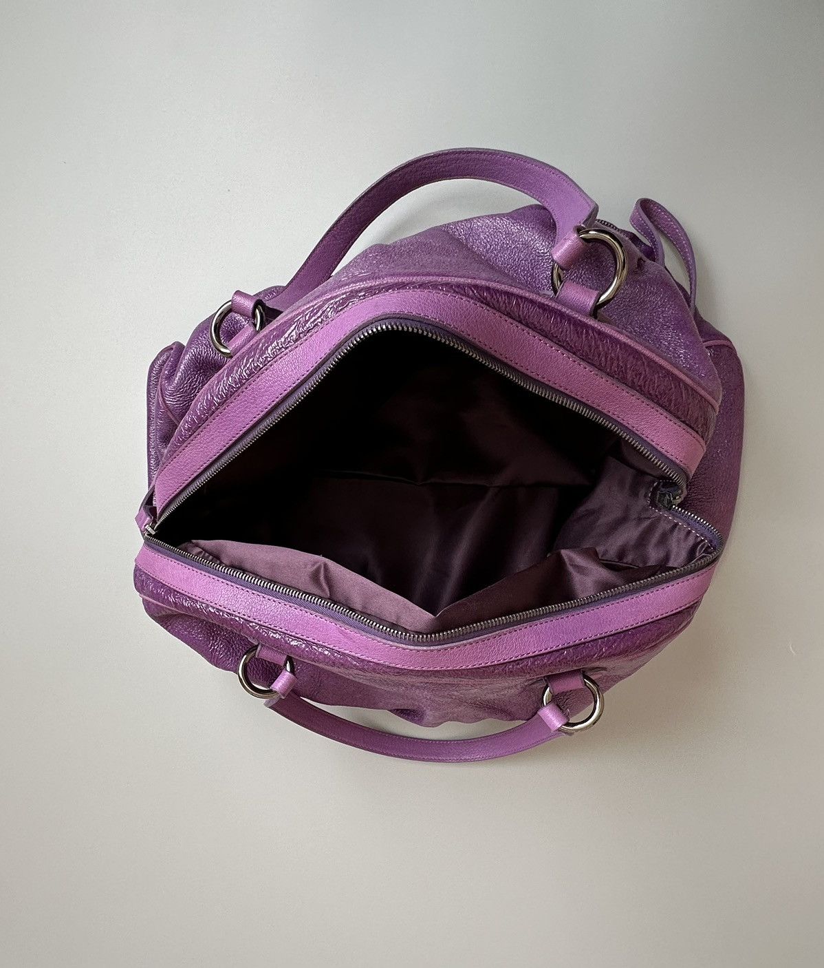 Moschino Moschino Purple Crinkled Patent Double Zip Pocket Duffel Bag Size ONE SIZE - 13 Thumbnail