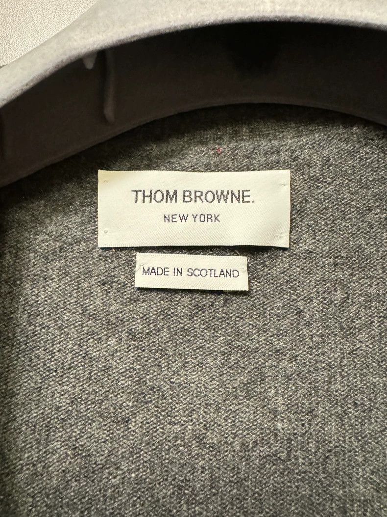 Thom Browne Thom browne Classic dark gray cashmere cardigan jacket 2504 Size US L / EU 52-54 / 3 - 3 Thumbnail