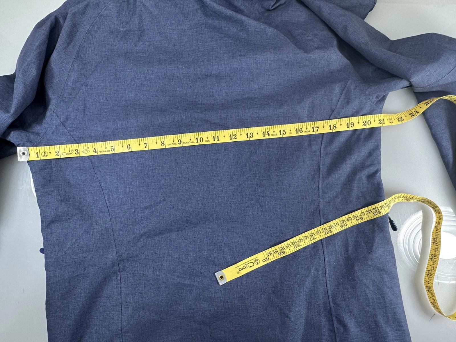 L.L. Bean L.L. Bean Small Blue Insulated Detachable Hood Winter Coat Size US S / EU 44-46 / 1 - 6 Thumbnail