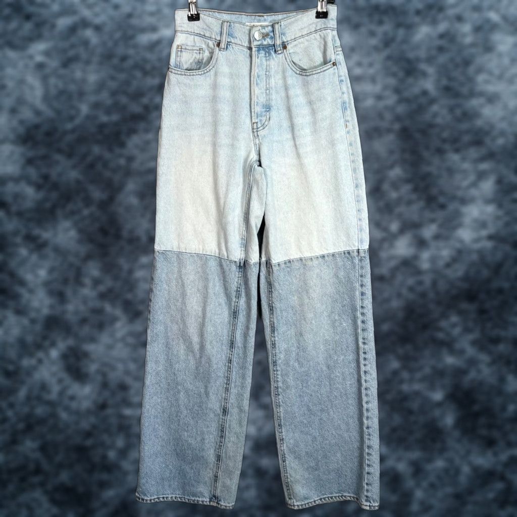 Pacsun Pacsun Womens Jeans 24 Two-Tone Light & Medium Wash Denim High-Waisted Wide-Leg Jeans Size 42" / US 20 - 1 Thumbnail