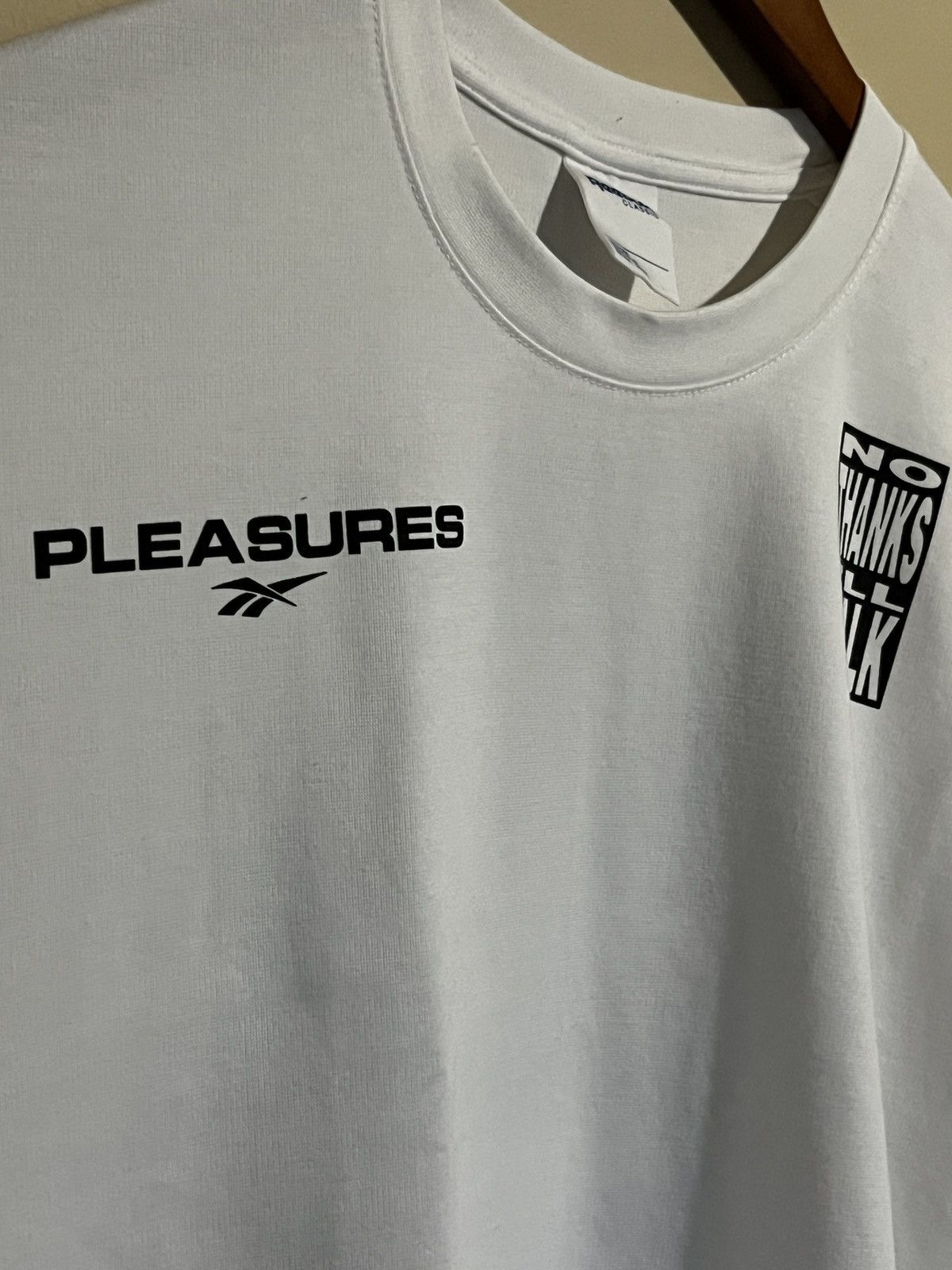 Pleasures × Reebok Reebok x Pleasures No Thanks I’ll Walk Tee - S Size US S / EU 44-46 / 1 - 5 Thumbnail