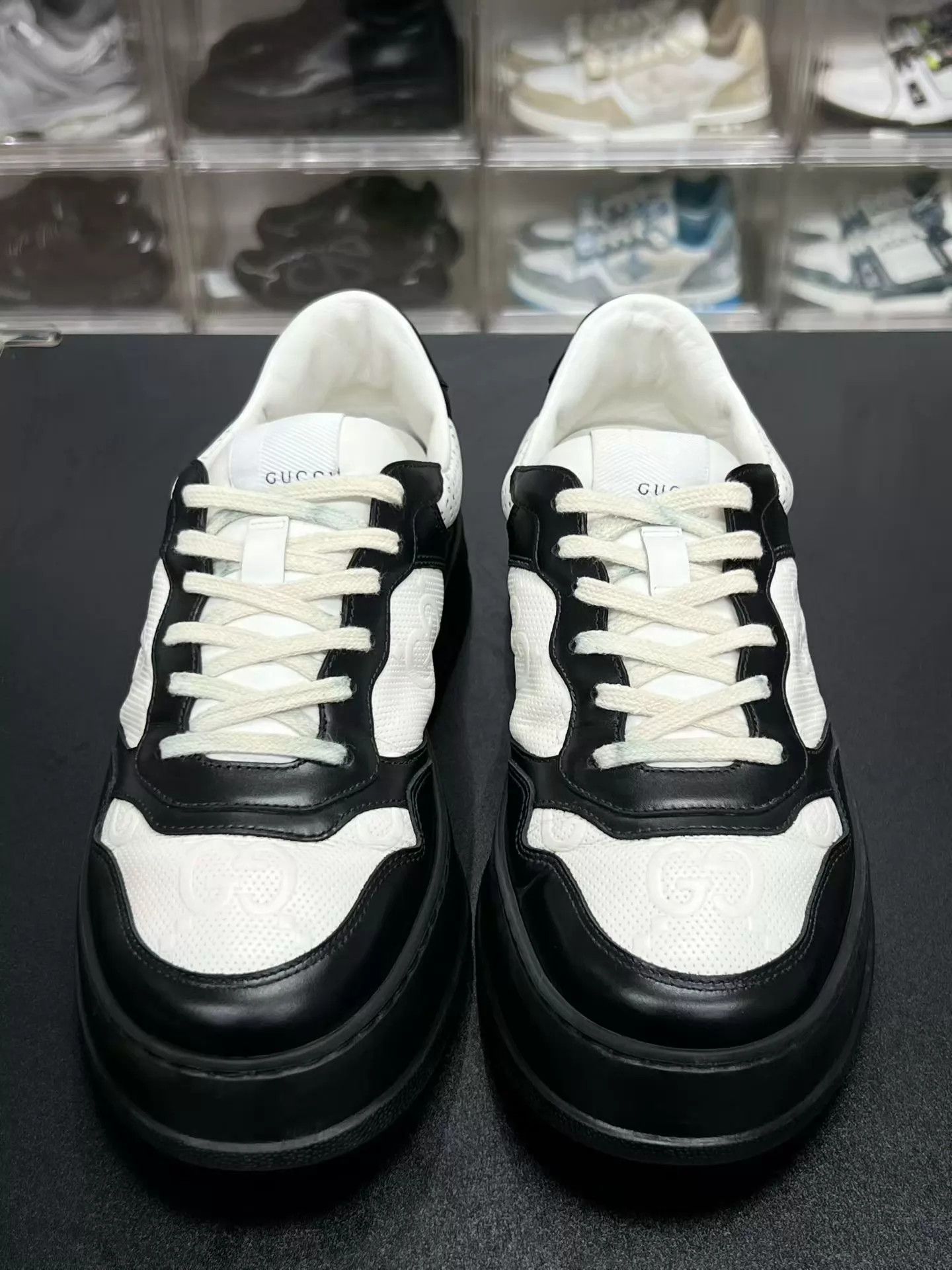 Gucci GUCCI Chunky Cookie 41.5 Black/White Worn Once Size US 8.5 / EU 41-42 - 2 Thumbnail
