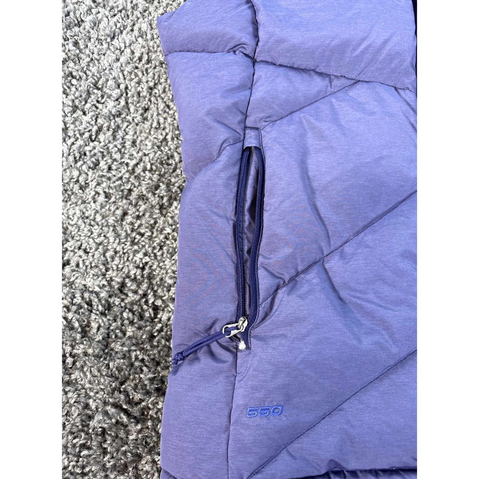 The North Face The North Face Vest Womens M Purple 550 Down Puffer Hooded Vest Zip Sleeveless Quilted Puffer Bodywarmer Zipper Mens? Womens Size M / US 6-8 / IT 42-44 - 4 Thumbnail