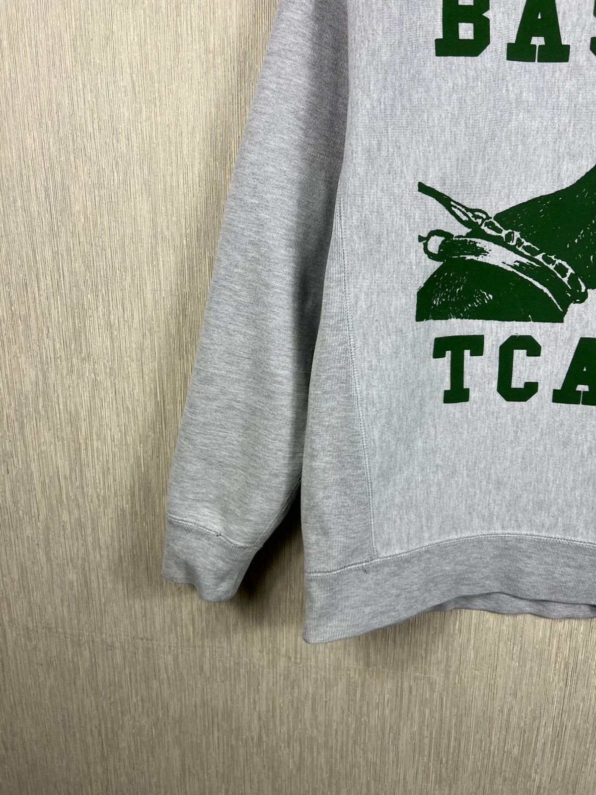 basketcase gallery Basketcase gallery dog crewneck sweatshirt logo green heavy Size US M / EU 48-50 / 2 - 7 Thumbnail