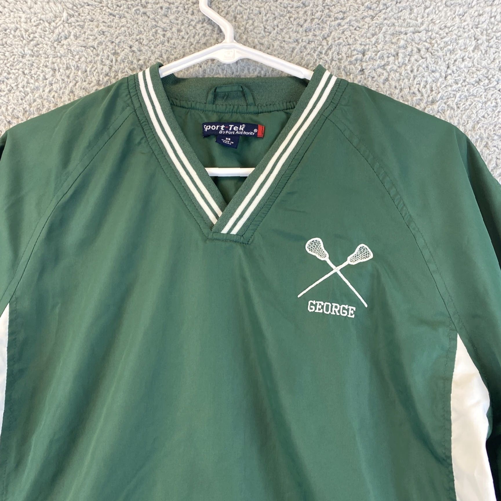 Vintage Sport Tek Golf Windbreaker Mens Long Sleeve Solid Green 56-4 XS Regular Jacket Modern Activewear/Performance Golf Mens Size US XS / EU 42 / 0 - 2 Thumbnail