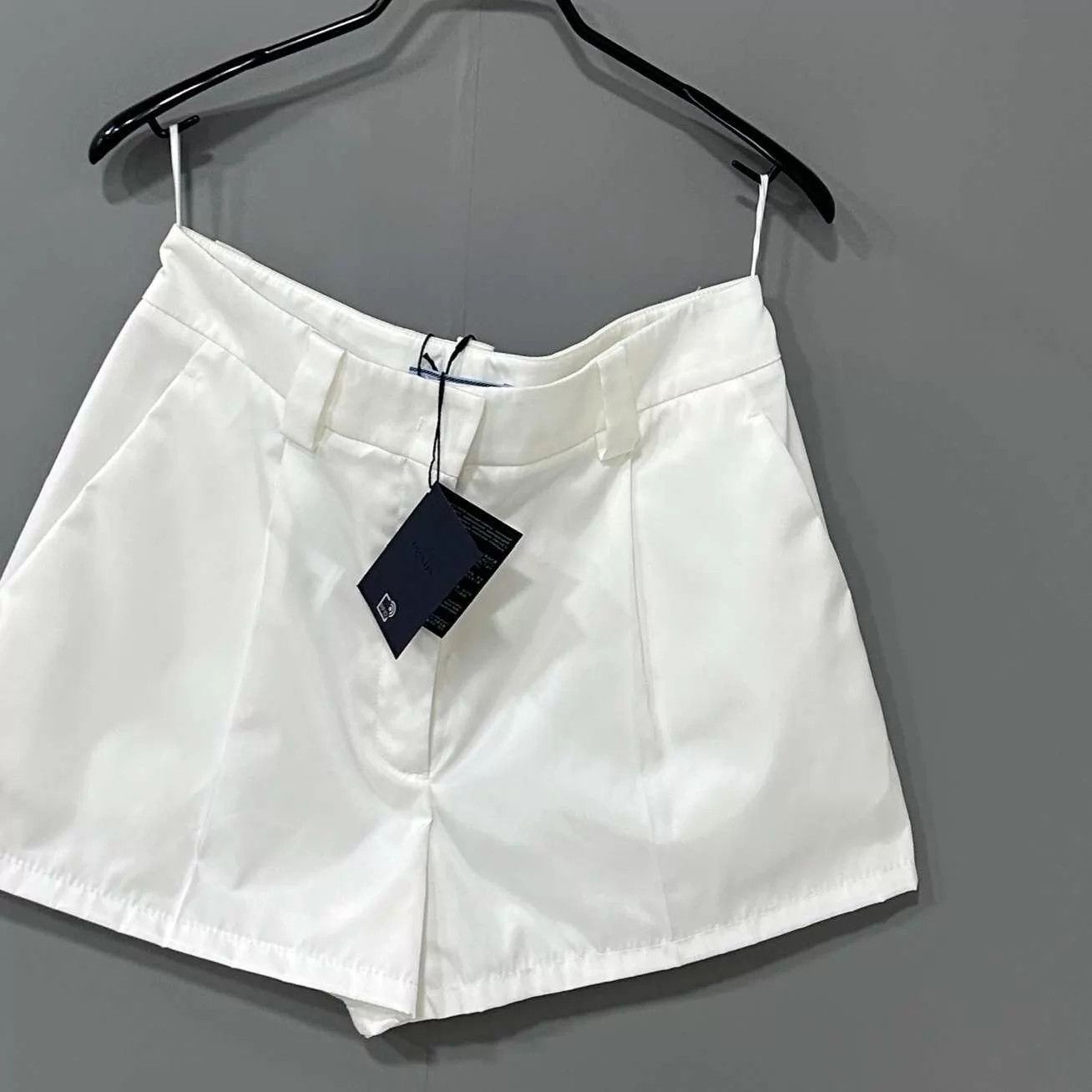 Prada PRADA White Recycled Nylon Short 36 Size 25" / US 0 / IT 36 - 2 Thumbnail