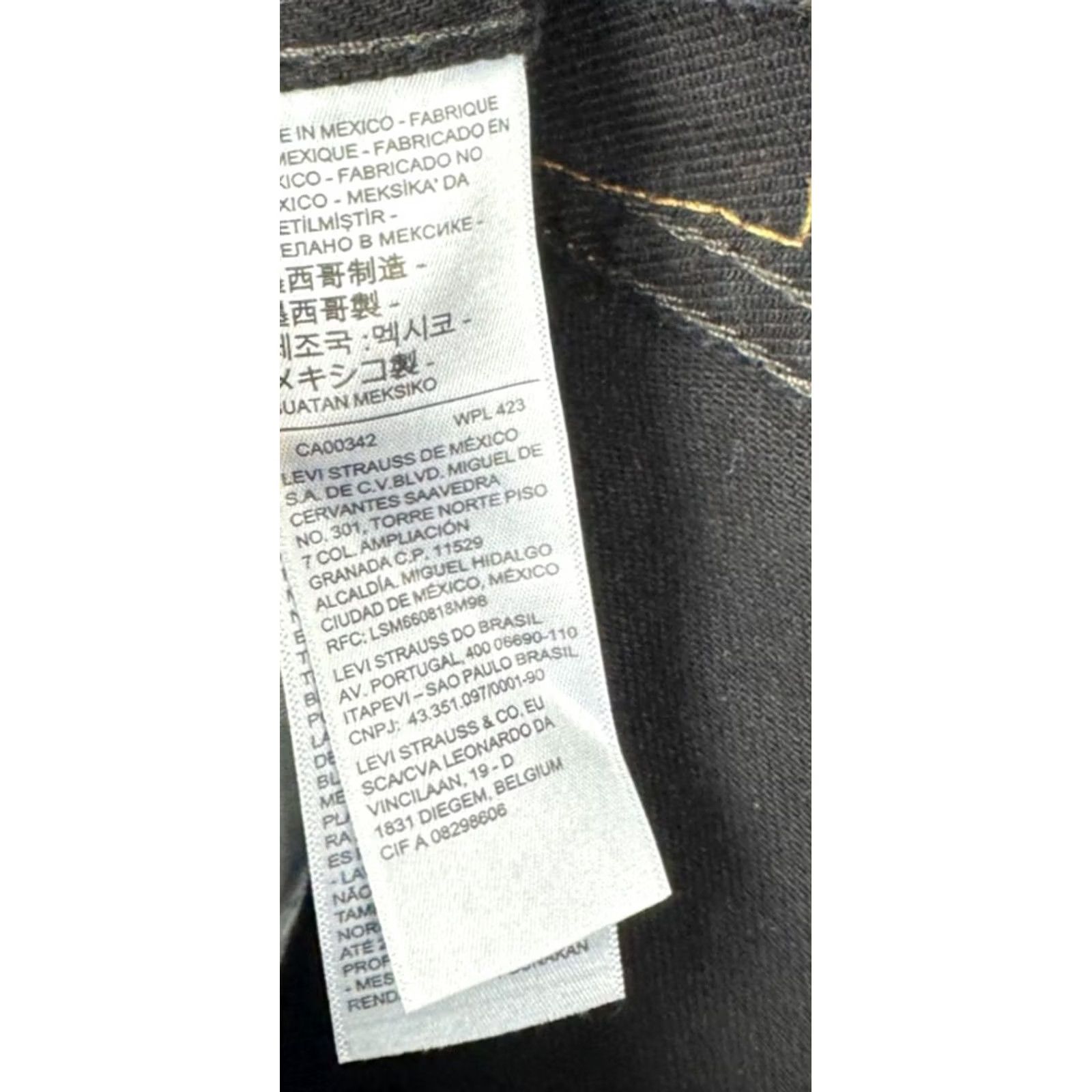 Levi's Item Specifications: Closure: Slip-On Size US 36 / EU 52 - 6 Thumbnail
