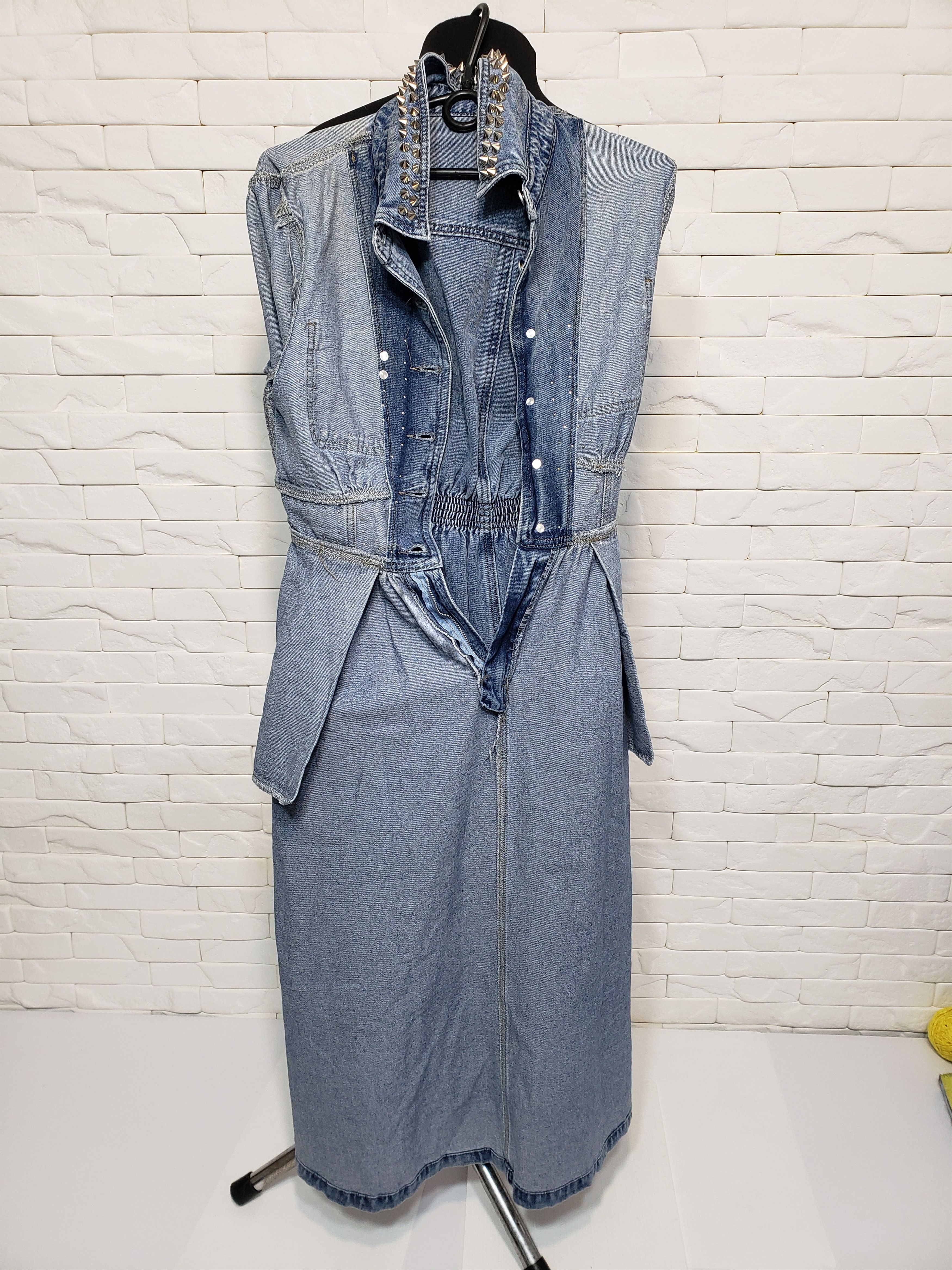 Denim & Co. Women's blue jumpsuit made of wonderful denim. Size 32" / US 10 / IT 46 - 10 Thumbnail