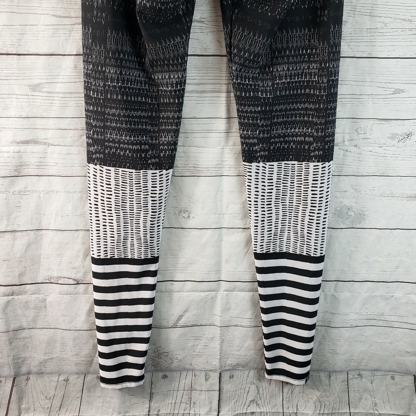 Vintage Onzie Womens Leggings Striped Full Length Black White XS Size 26" / US 2 / IT 38 - 5 Thumbnail