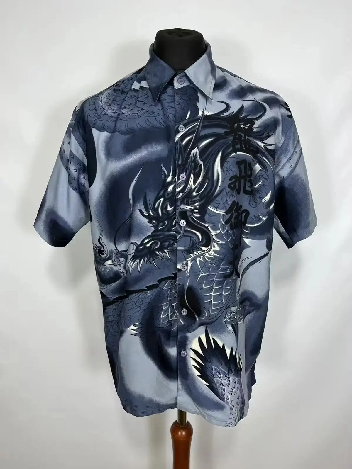 Vintage Vintage Crazy shirt Japanese Dragon Size US XL / EU 56 / 4 - 1 Thumbnail