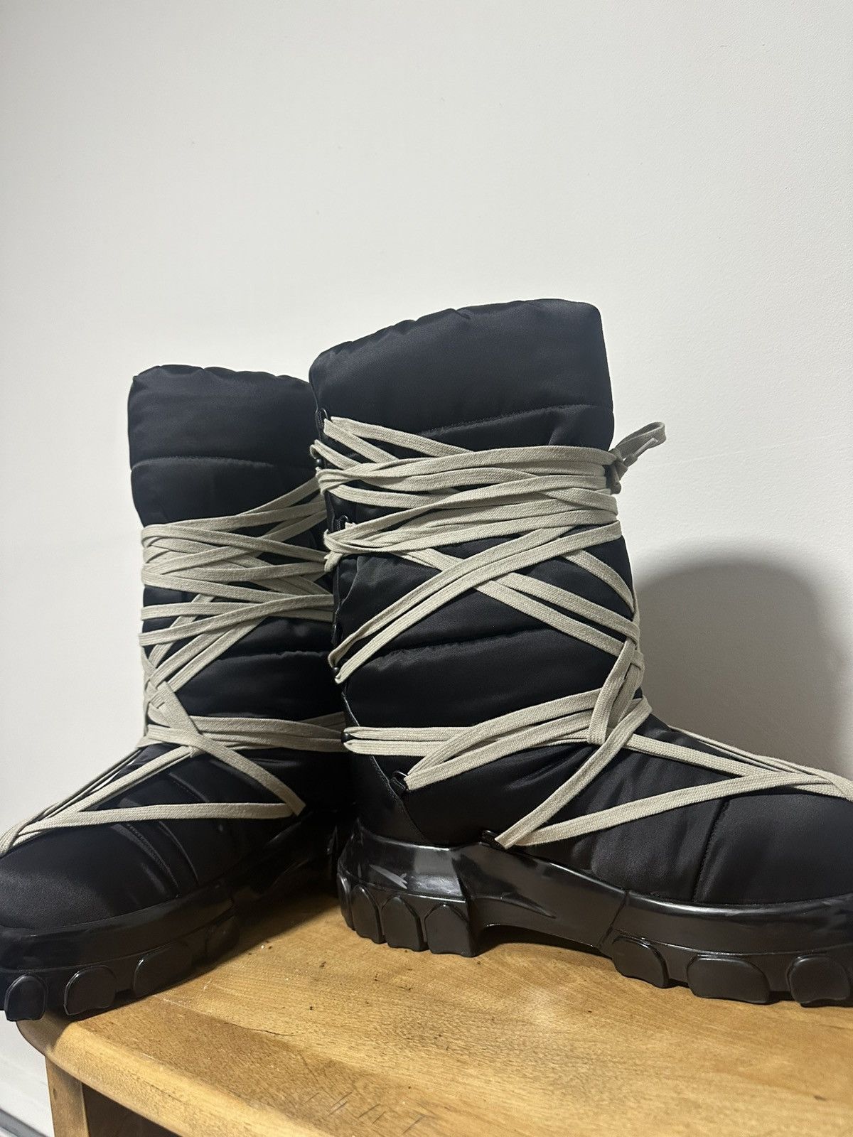 Rick Owens Rick Owens lunar boots megalace Size US 10 / EU 43 - 5 Thumbnail