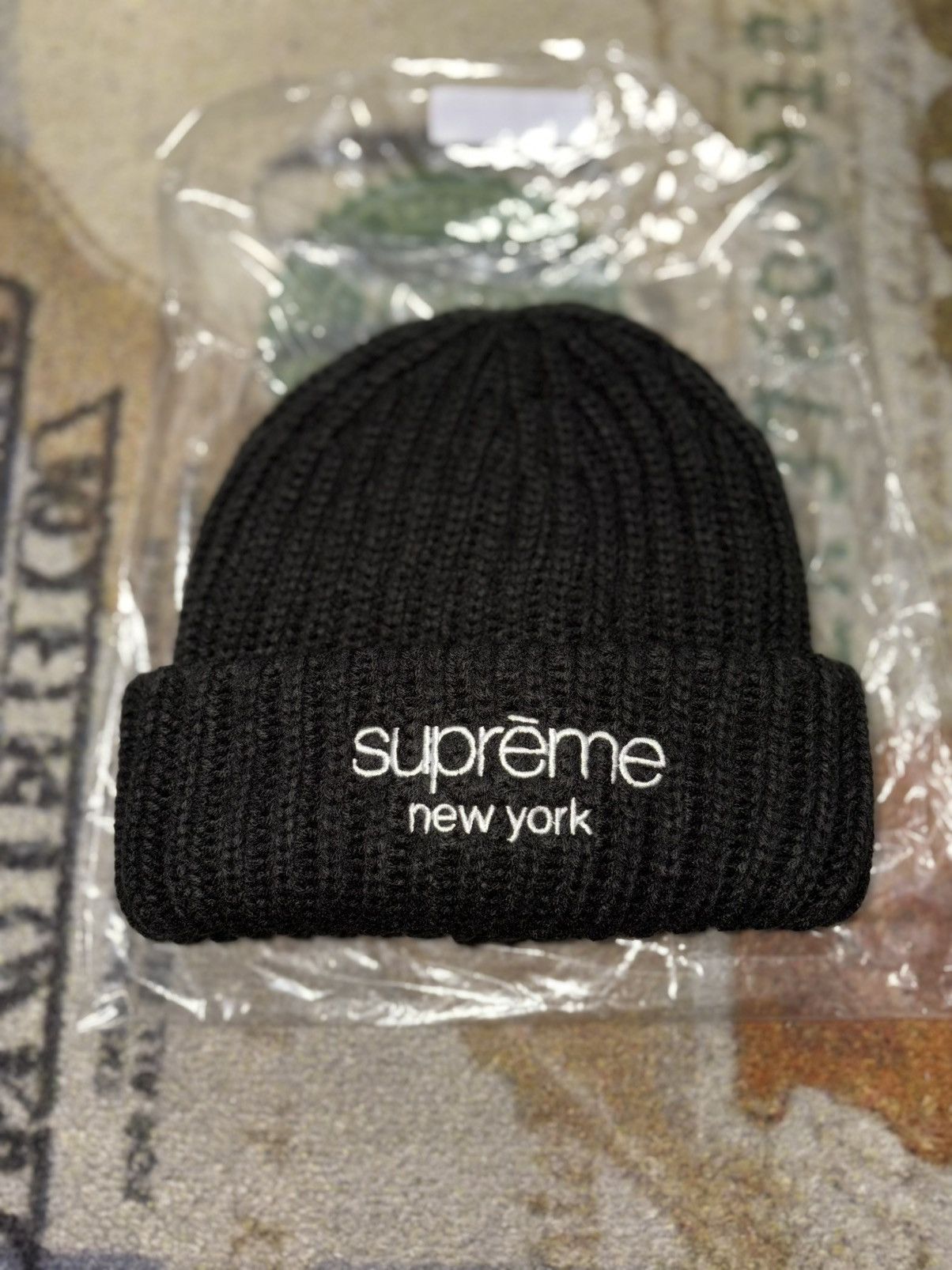 Supreme Supreme hand tied beanie black | Grailed