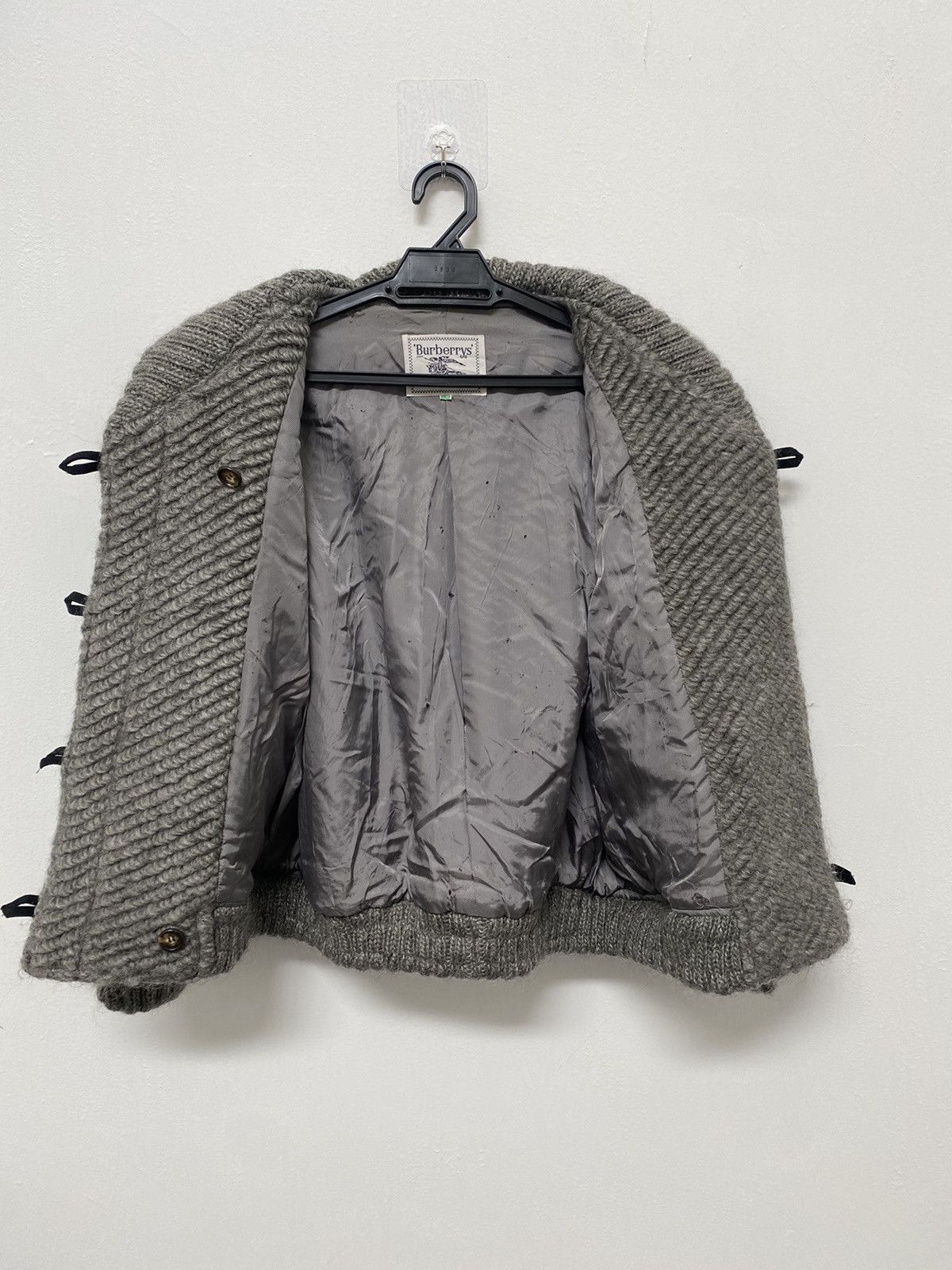 Burberry Prorsum BURBERRYS PROSUM KNIT STYLE CROPPED DESIGN WOOL Size M / US 6-8 / IT 42-44 - 5 Thumbnail