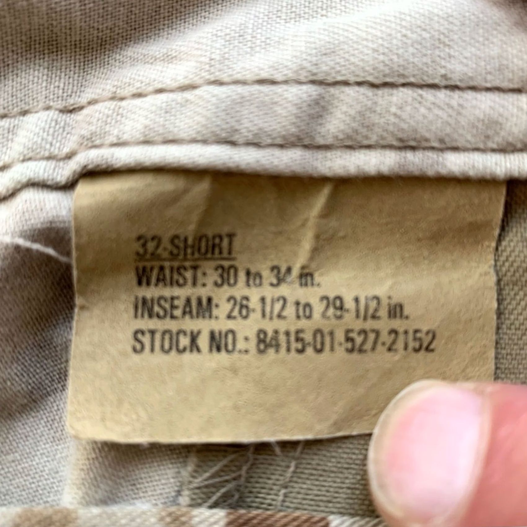 Vintage MENS MILITARY ISSUE DESERT CAMOUFLAGE MARPAT TROUSER PANTS SIZE 33X30 Regular Brown Camouflage Cargo Mens 33 Mens MILITARY Size US 33 - 5 Thumbnail