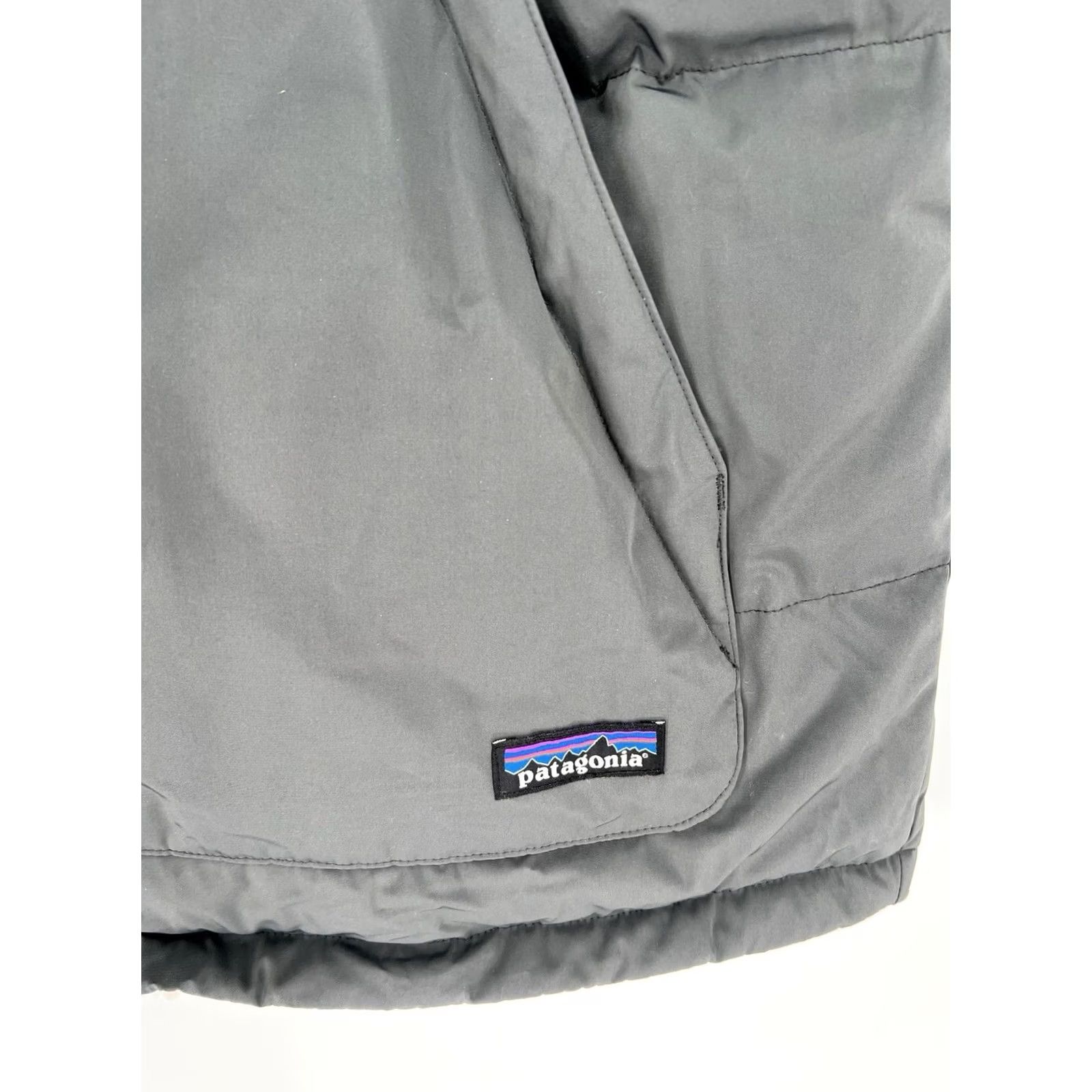 Patagonia Patagonia Bivy Down Puffer Vest Forged Gray Reversible Mens 2XL Nylon Zip Snap Stand-Up Collar Insulated 600 Size US XXL / EU 58 / 5 - 2 Thumbnail