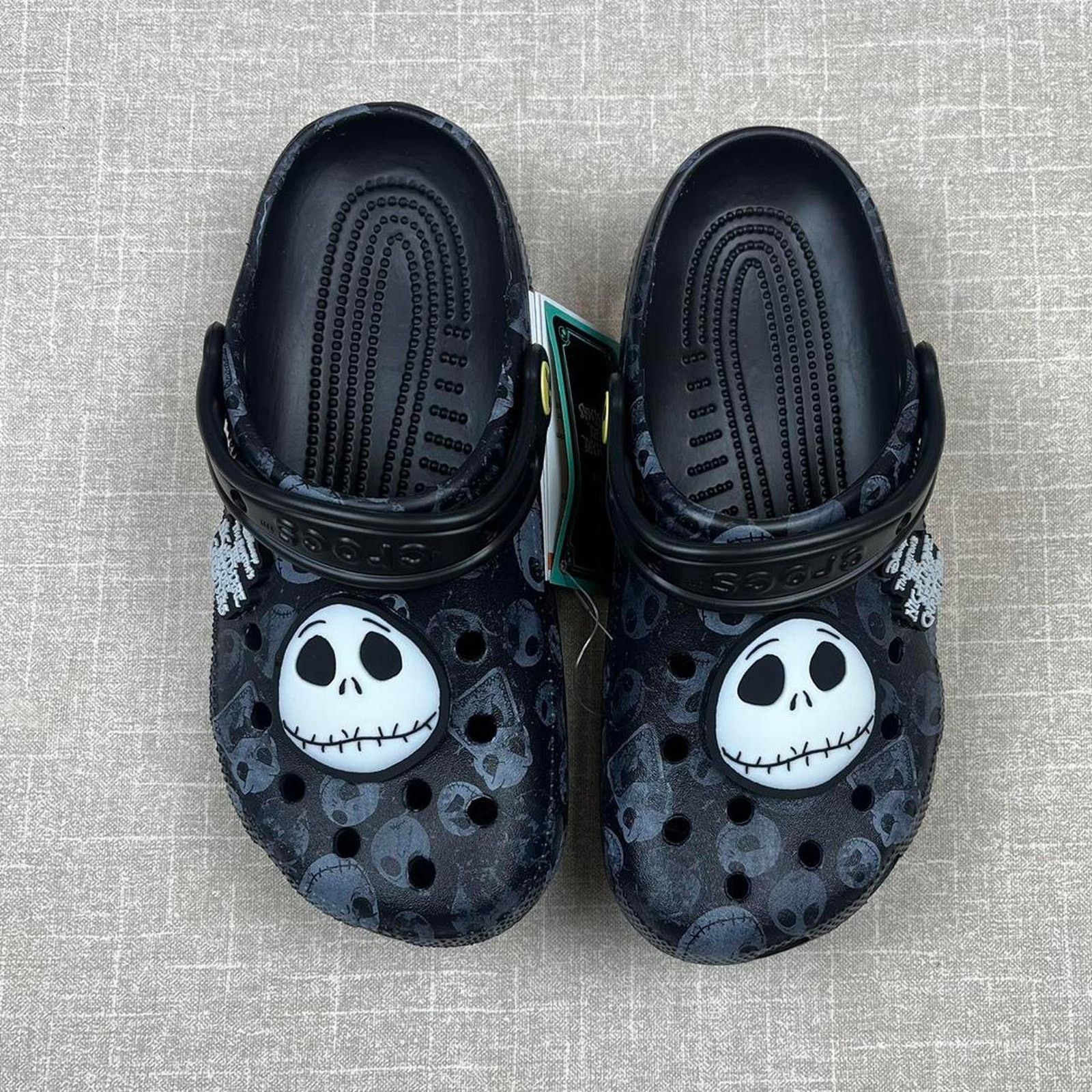 Crocs Nightmare Before Christmas x Crocs Classic Clog Women 6 Size US 6 / IT 36 - 2 Thumbnail