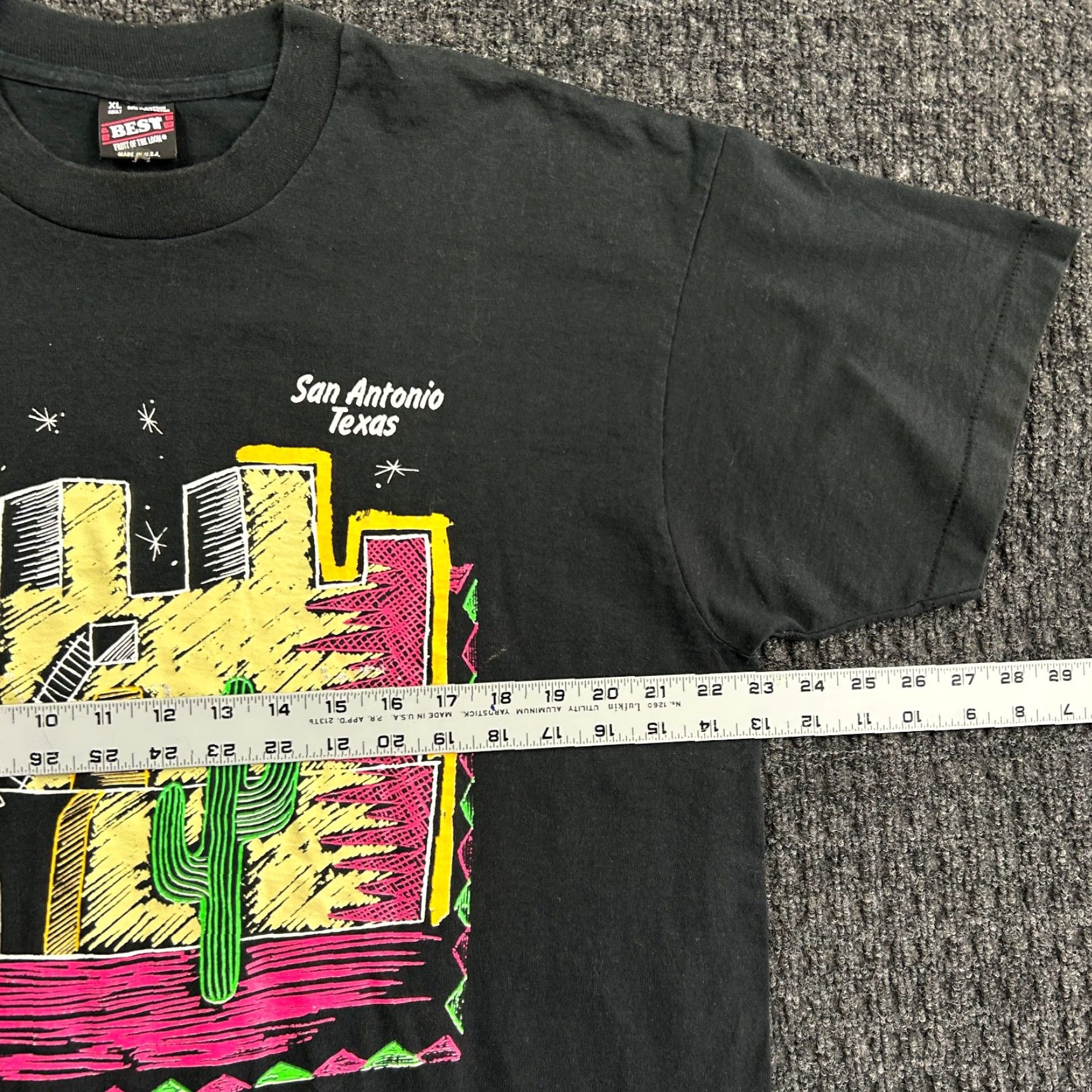 Vintage VINTAGE Best San Antonio Texas T Shirt XL Single Stitch 90s USA Halloween? Size US XL / EU 56 / 4 - 6 Thumbnail