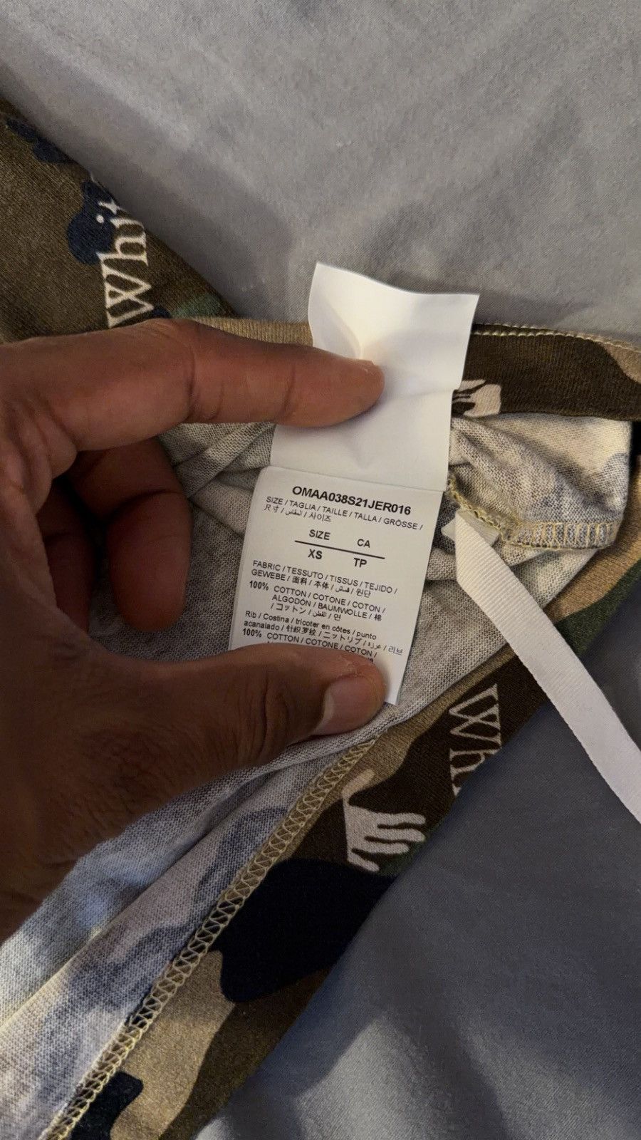 Off-White Off White Camp Aop Tee Sz XS Fits Like A Medium Size US M / EU 48-50 / 2 - 4 Thumbnail