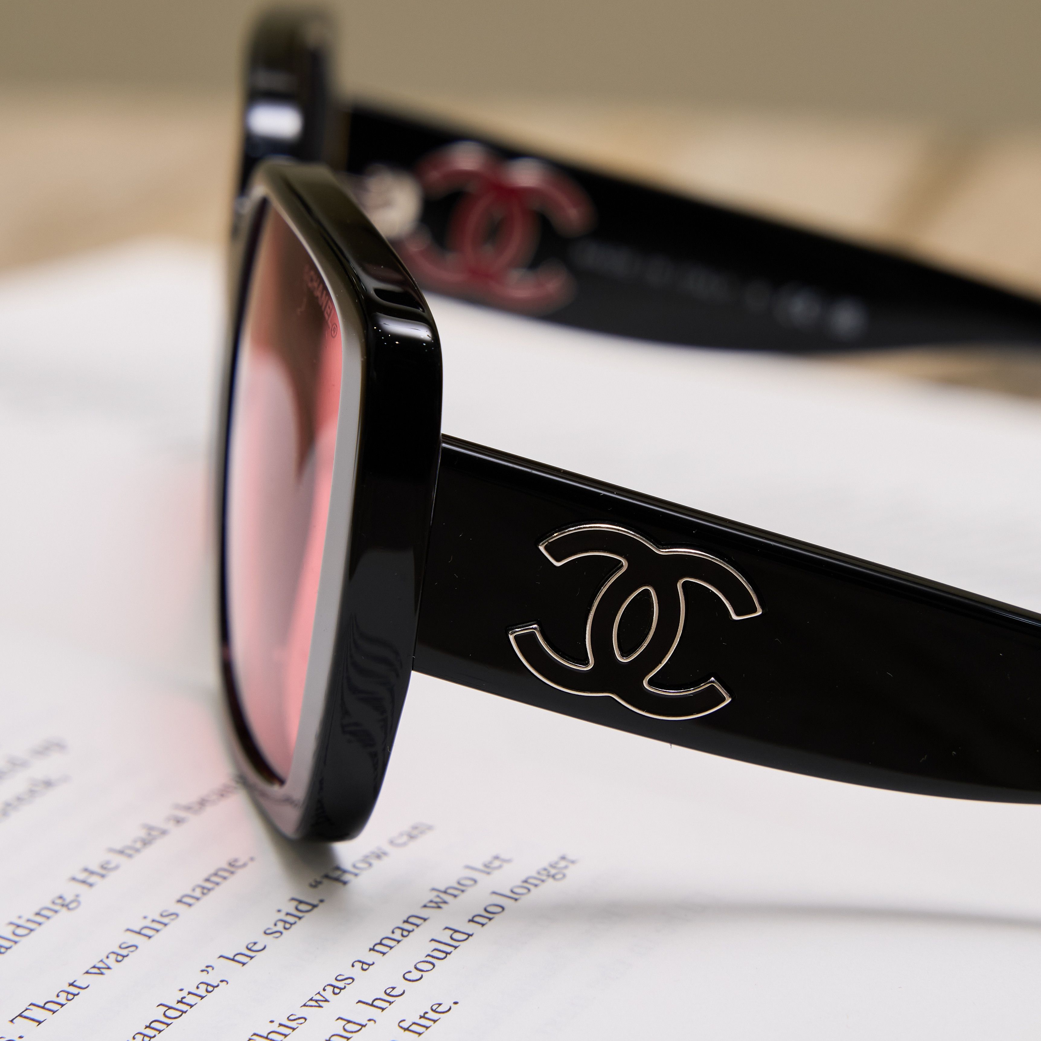 Chanel CHANEL 0CH5541 C1231/D7 SUNGLASSES Size ONE SIZE - 3 Thumbnail