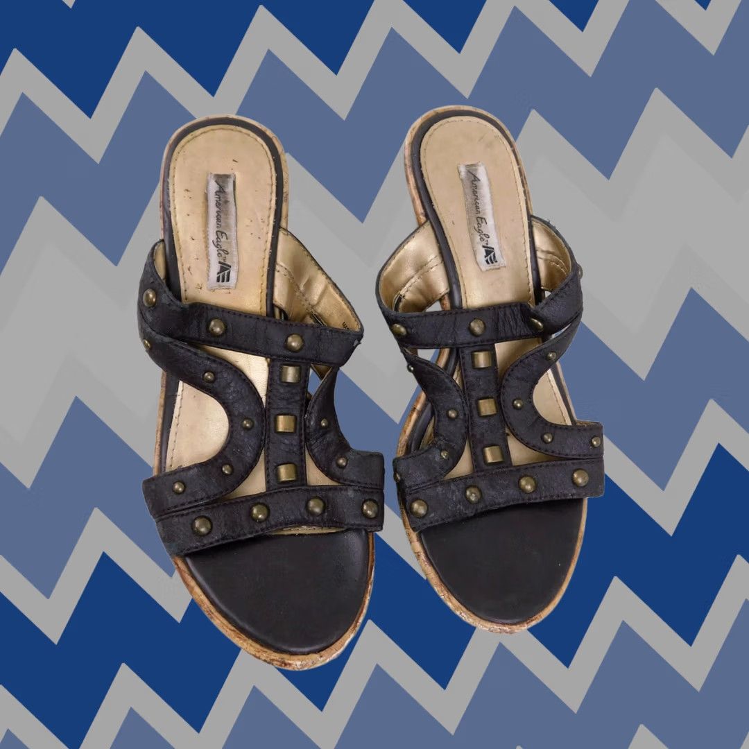 Vintage VINTAGE American Eagle Open-Toe Studded Cork Wedge Platform Sandals 7 Brown Espadrille Womens Size US 7 / IT 37 - 1 Thumbnail