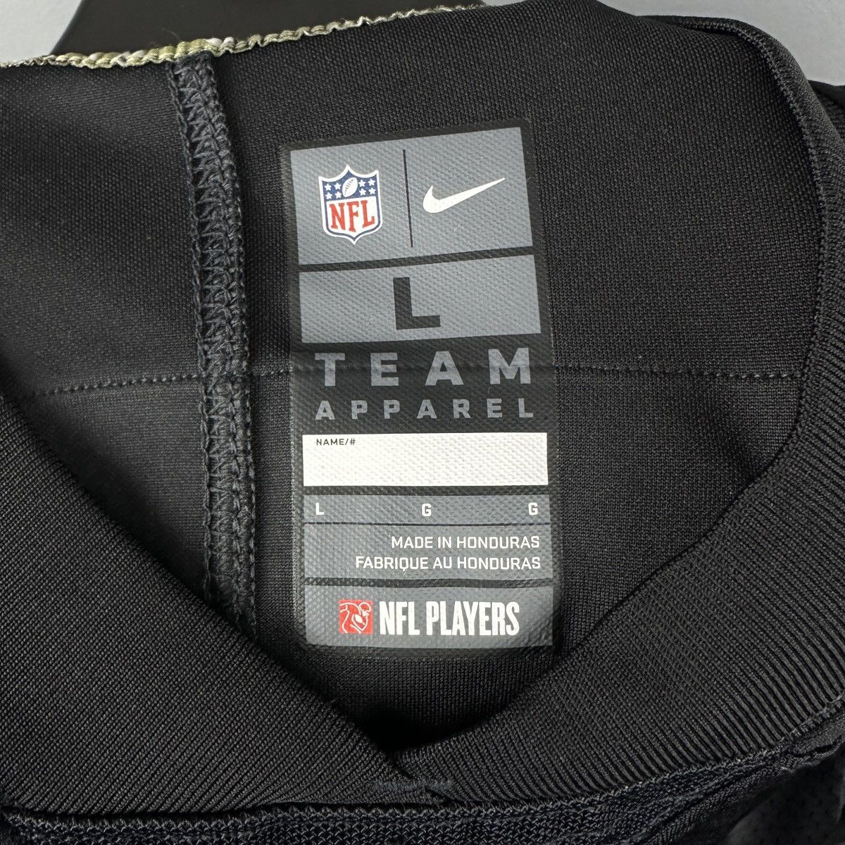 Nike Salute to Service New York Giants Jersey Saquon Barkley Size US L / EU 52-54 / 3 - 14 Thumbnail