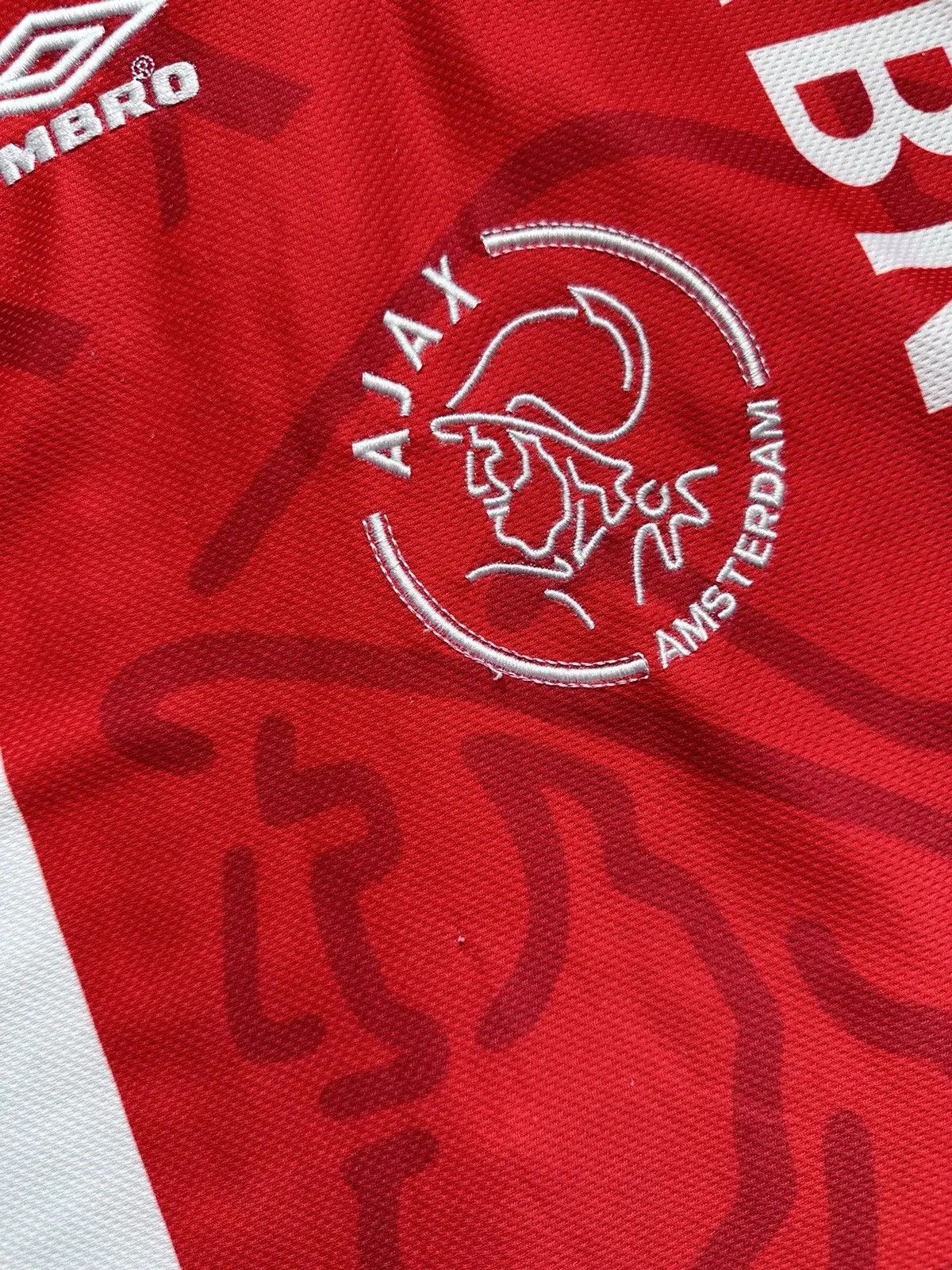 Umbro Vintage Y2k Ajax Soccer Jersey Bergkamp Rare Size US S / EU 44-46 / 1 - 6 Thumbnail